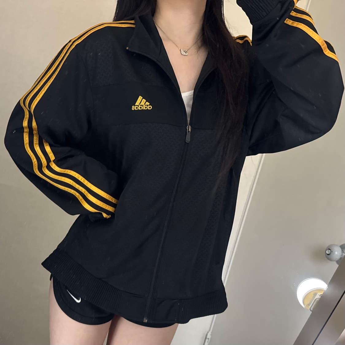 아디다스 삼선 로고 금검 져지 🖤💛 상품이미지2