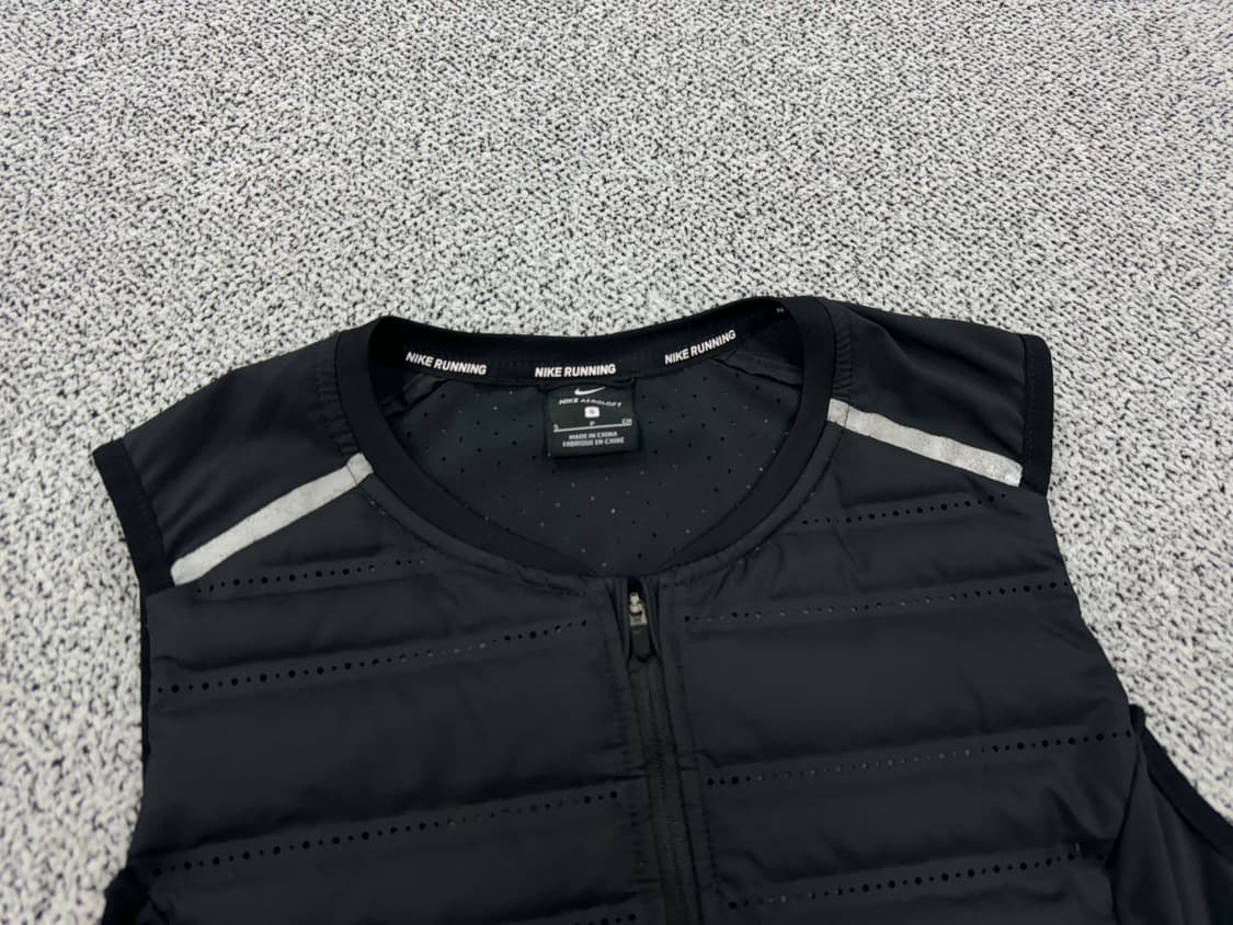 나이키 에어로로프트 구스다운베스트 상품이미지3