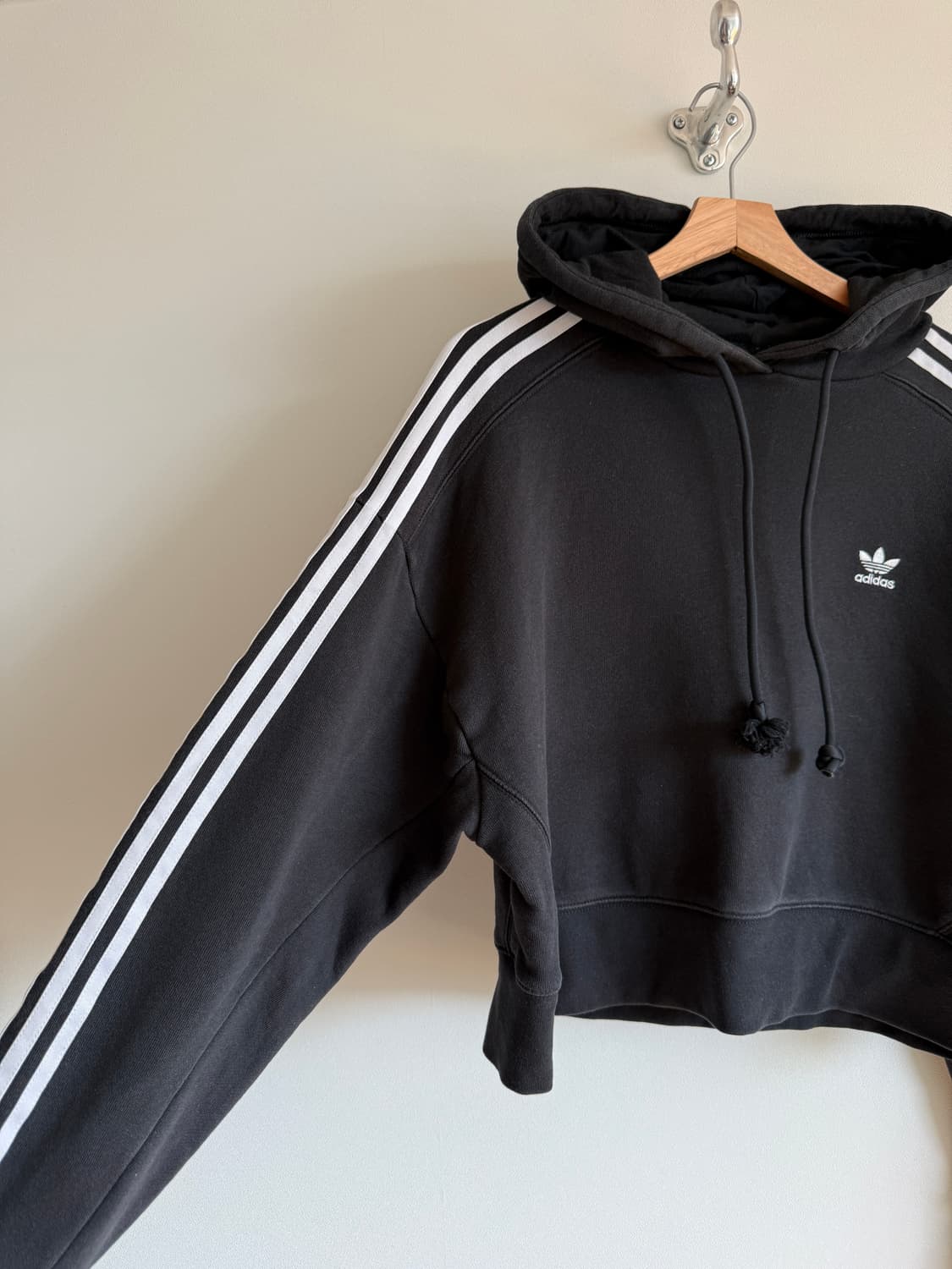 아디다스(adidas) 크롭 후드 상품이미지3