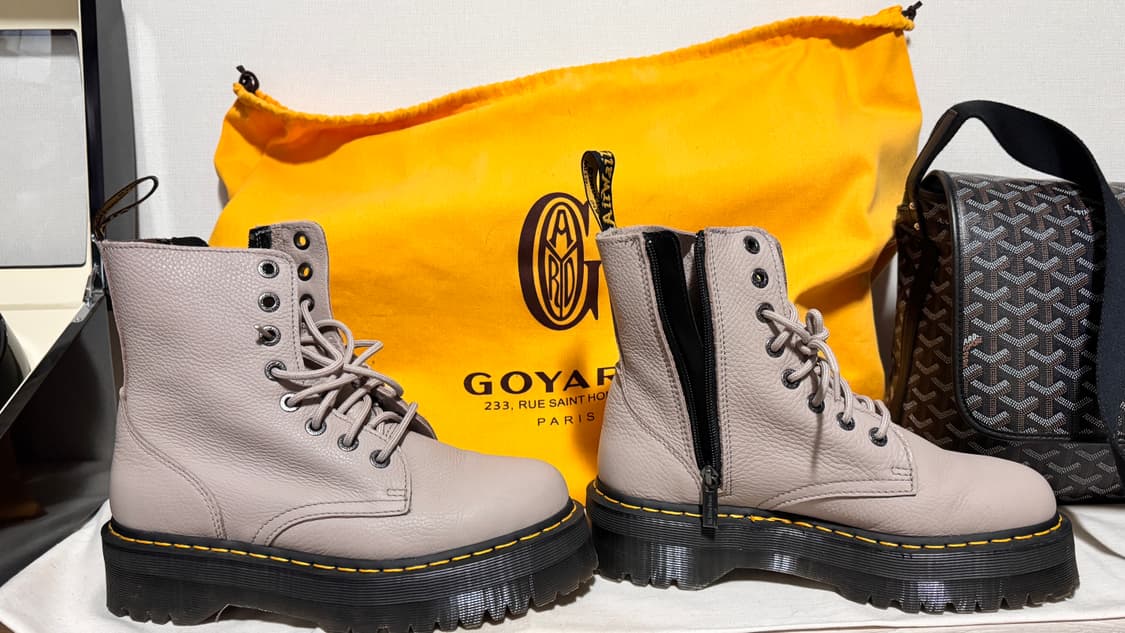 닥터마틴. 제이든. 거의 새제품. 부드러운 착화감 상품이미지1