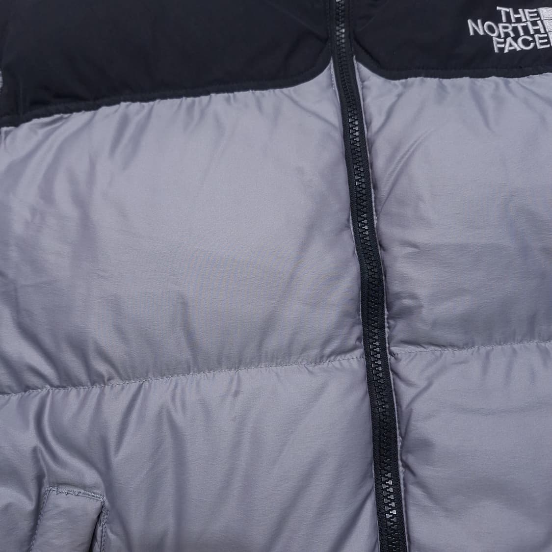 노스페이스 700 그레이 블랙 배색 눕시 화이트라벨 거위털 구스다운 패딩 상품이미지7