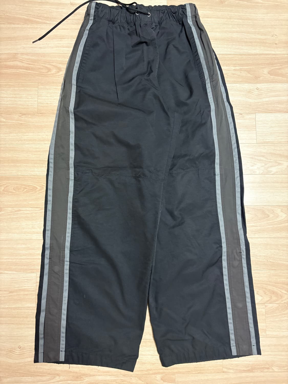 [4] 폴리테루 정규 트랙팬츠 블랙 상품이미지1