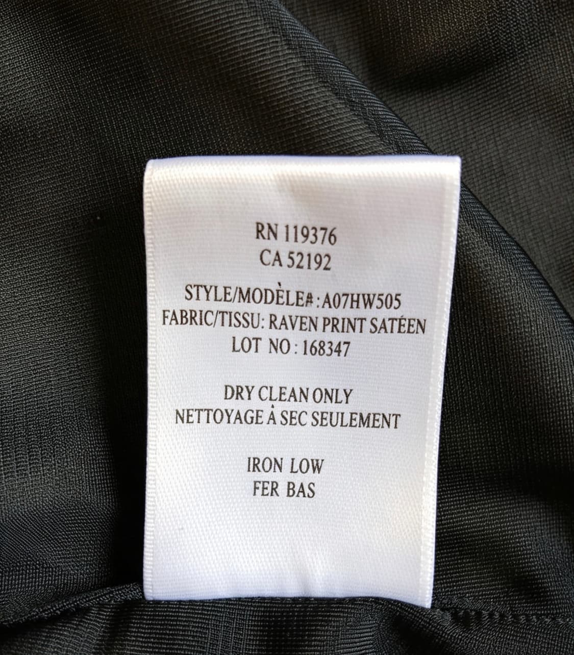 [실크90%] 헬무트 랭(HELMUT LANG) 레이븐 프린트 드레이프 상품이미지8
