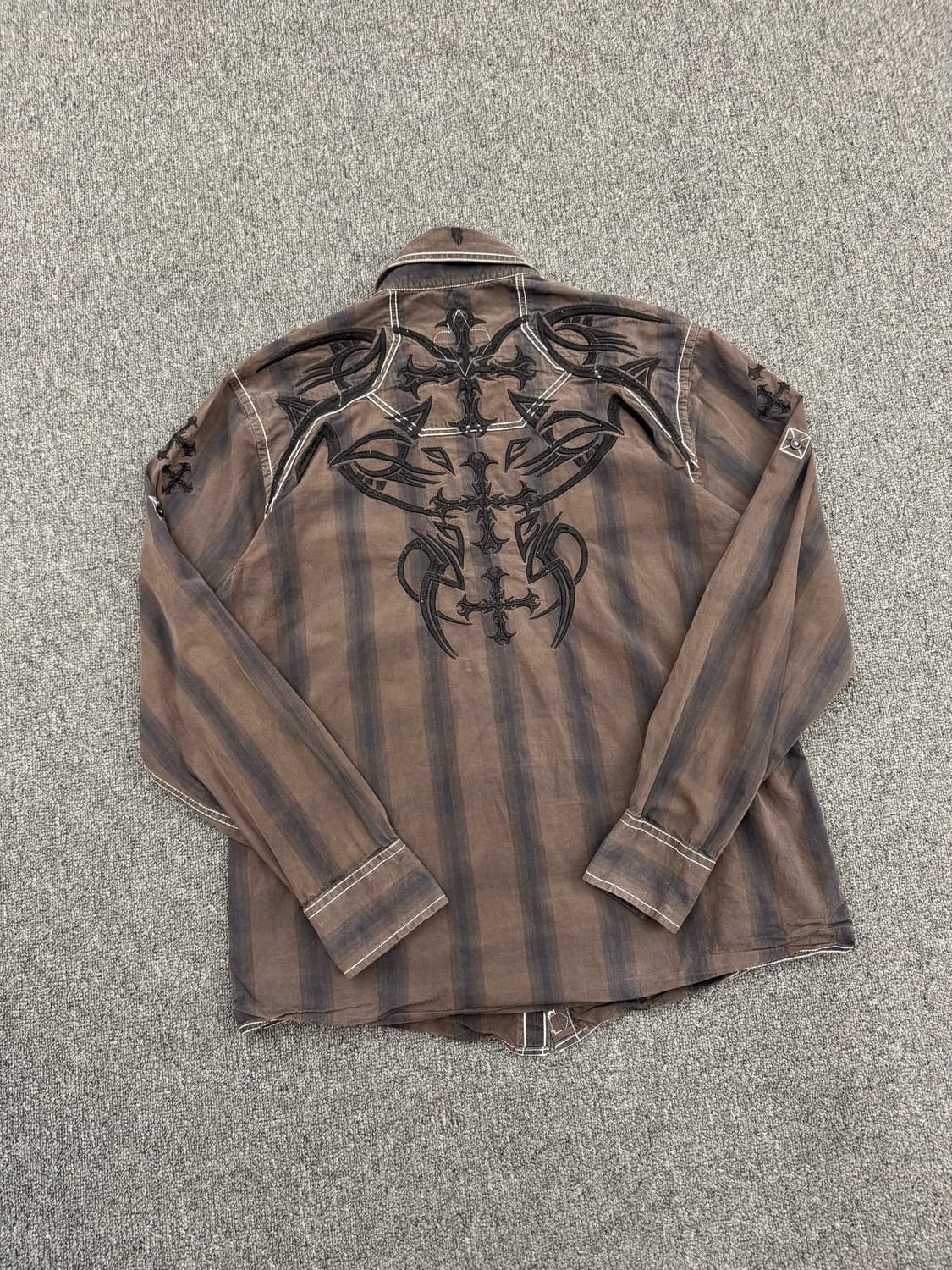 XL)Roar 빈티지 패턴 자수 스트라이프 긴팔셔츠 상품이미지5