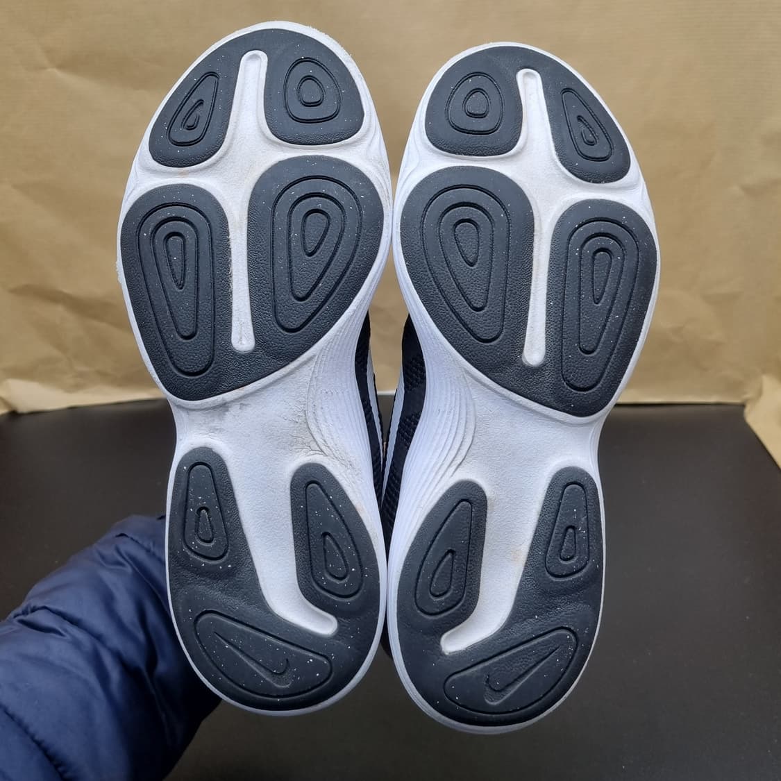 나이키 레볼루션 4 운동화 225 상품이미지3