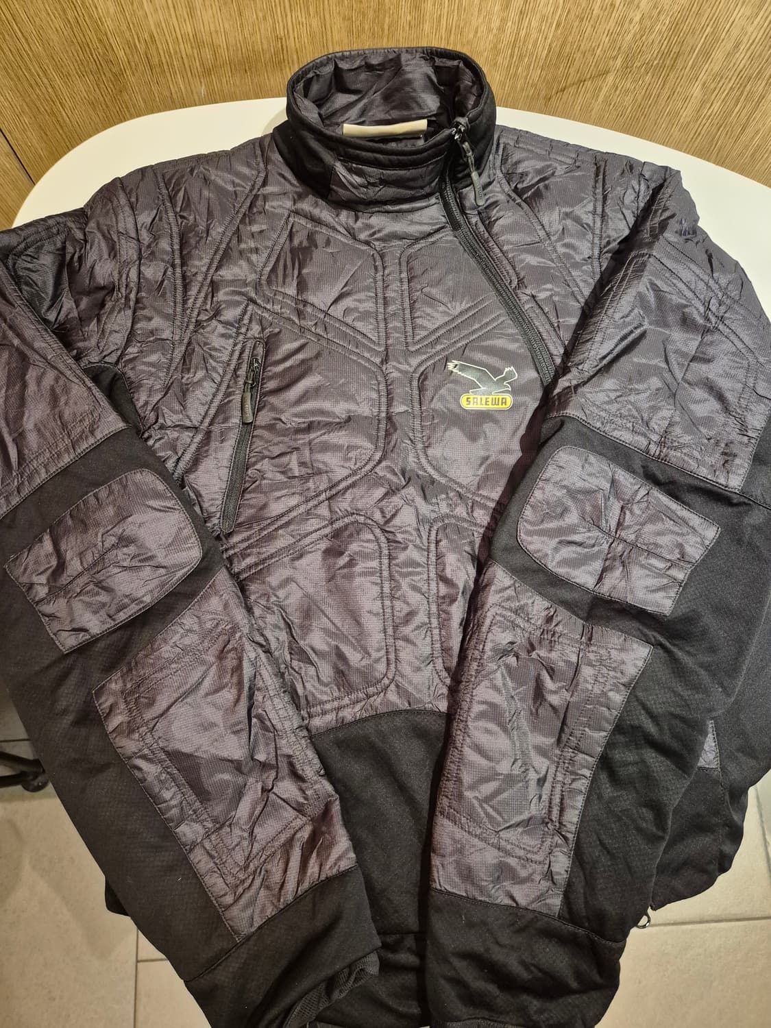 살레와 알파인 익스트림 테크웨어 블랙 95~100 판매합니다 상품이미지1