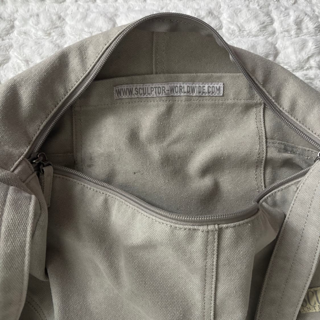 SCULPTOR 스컬프터 캔버스 더플백 페일 그레이 상품이미지3