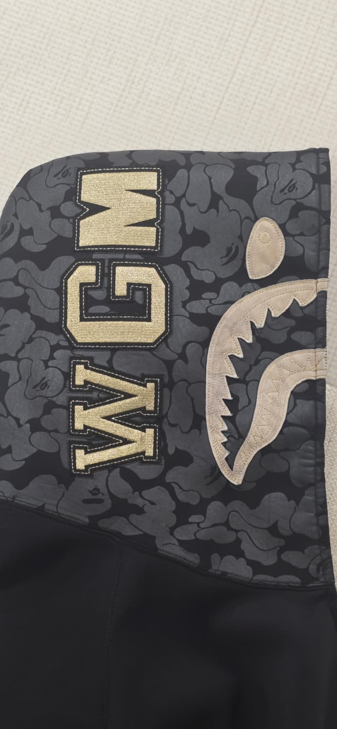 베이프 트래비스스캇 금장 샤크후드 xl 상품이미지3