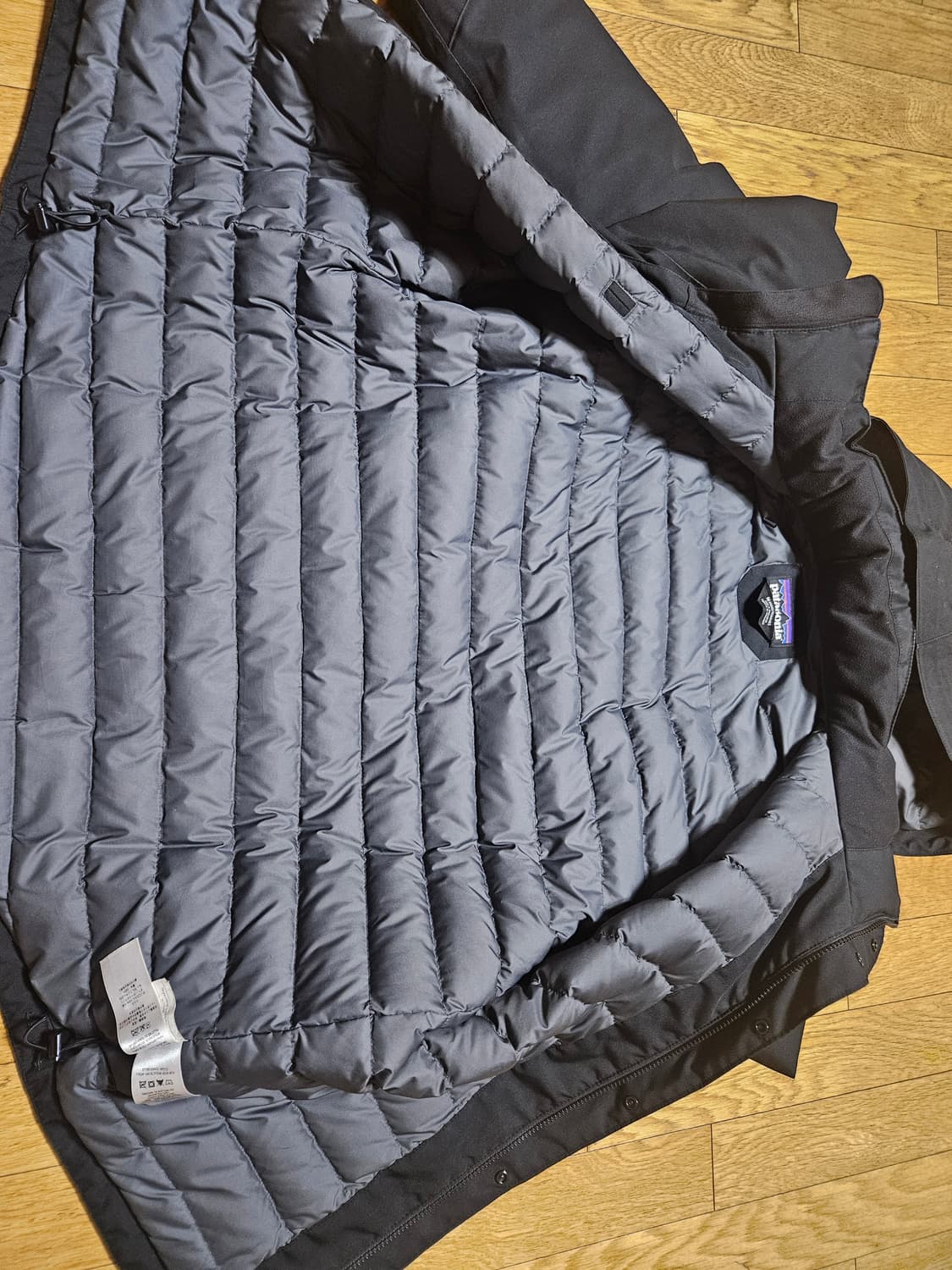 파타고니아 토플레이 방수 패딩 h2no 다운 후디 블랙 상품이미지10