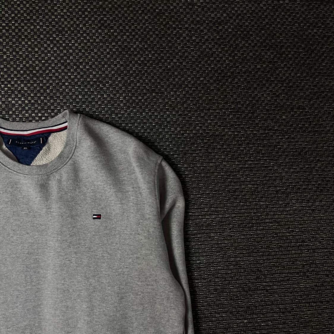 타미힐피거 그레이 자수로고 맨투맨 XL 상품이미지3