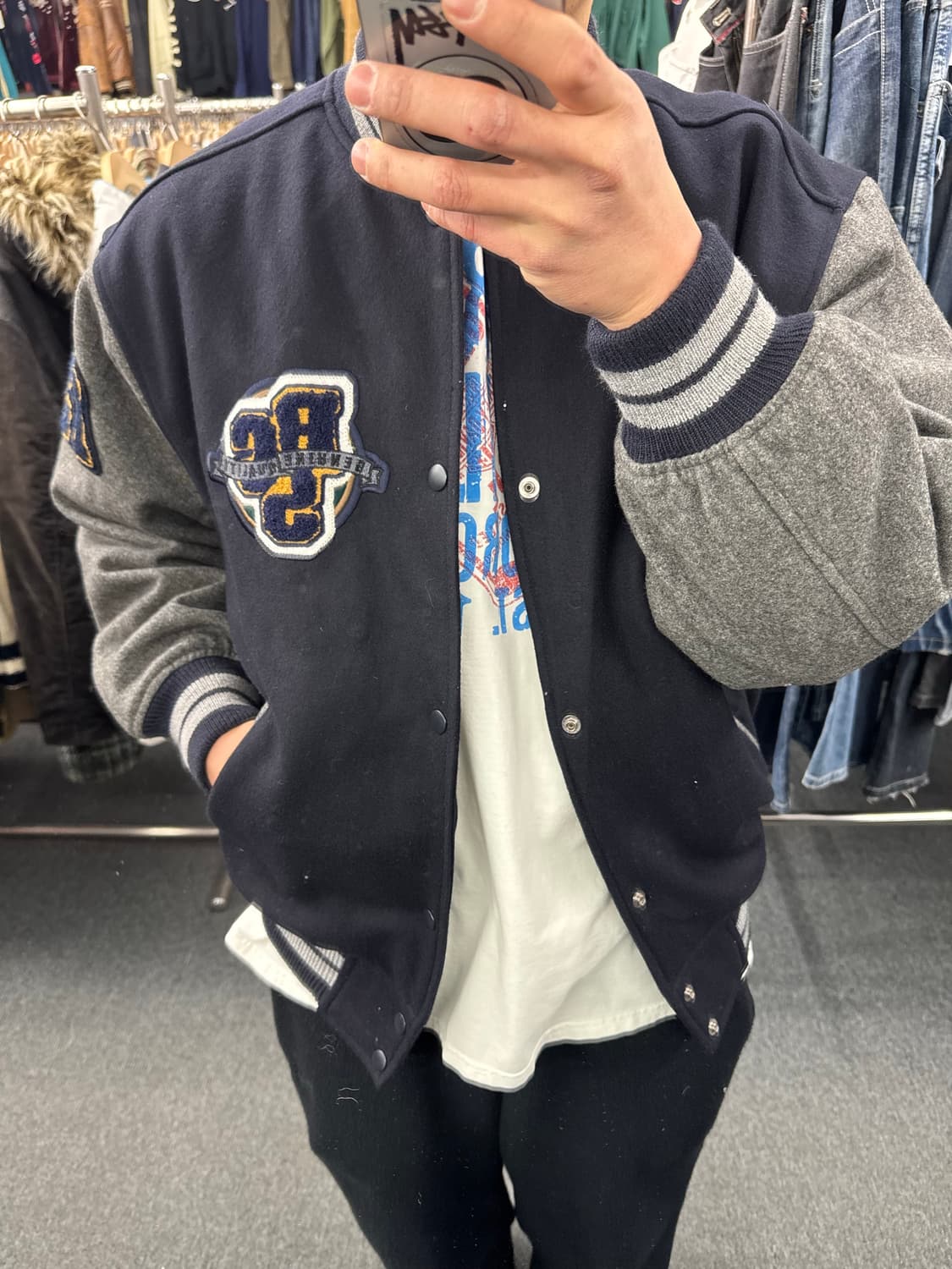 OS)BIGVERY 빈티지 네이비/그레이 투톤 바시티 울 자켓 상품이미지1