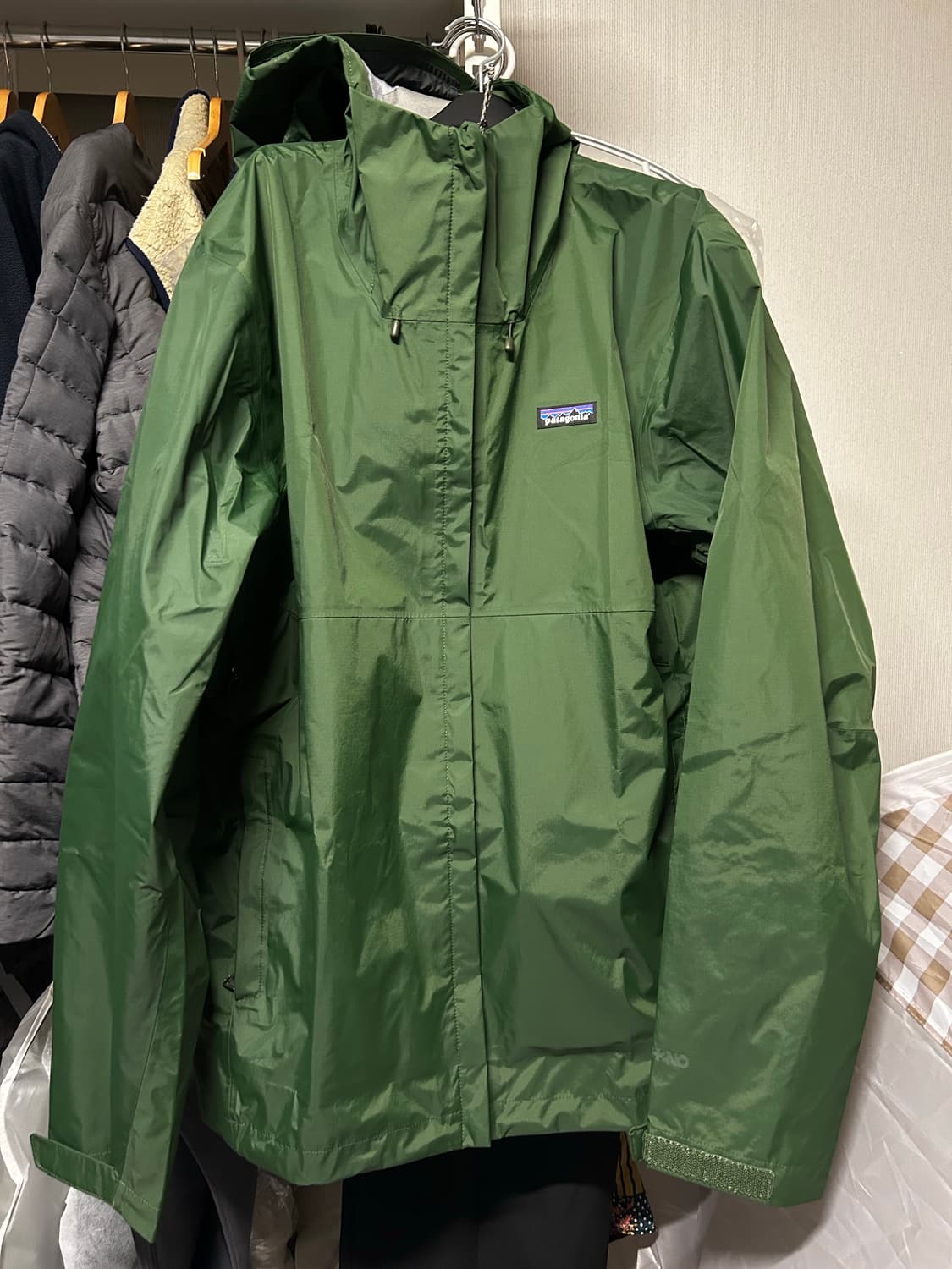 [새상품][크림구매]파타고니아 토렌쉘 3L 토레이 파인 그린 XL 상품이미지2