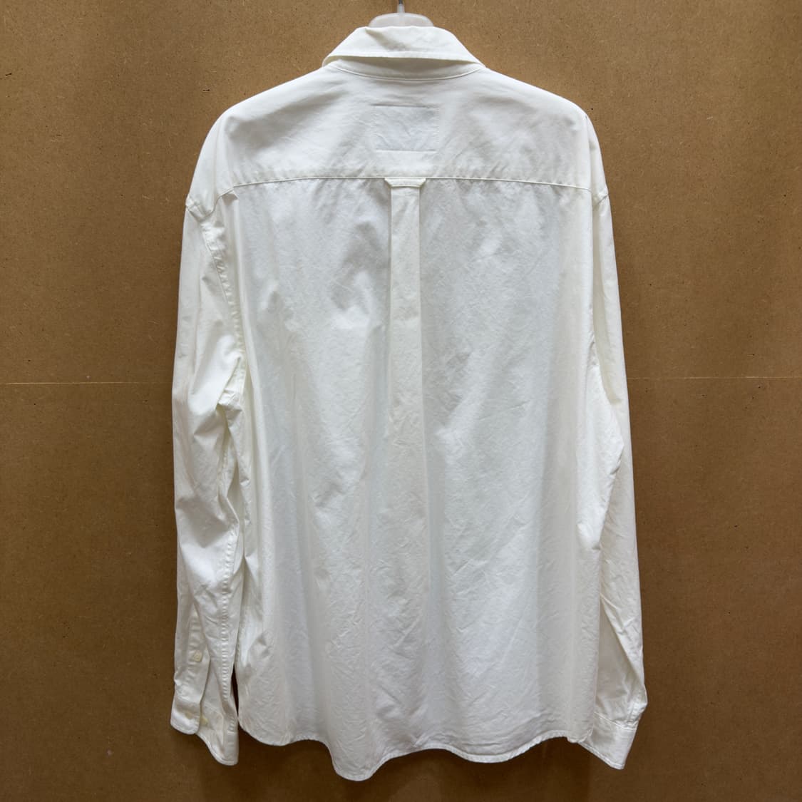 포터리 컴포트 화이트 셔츠 4 상품이미지10