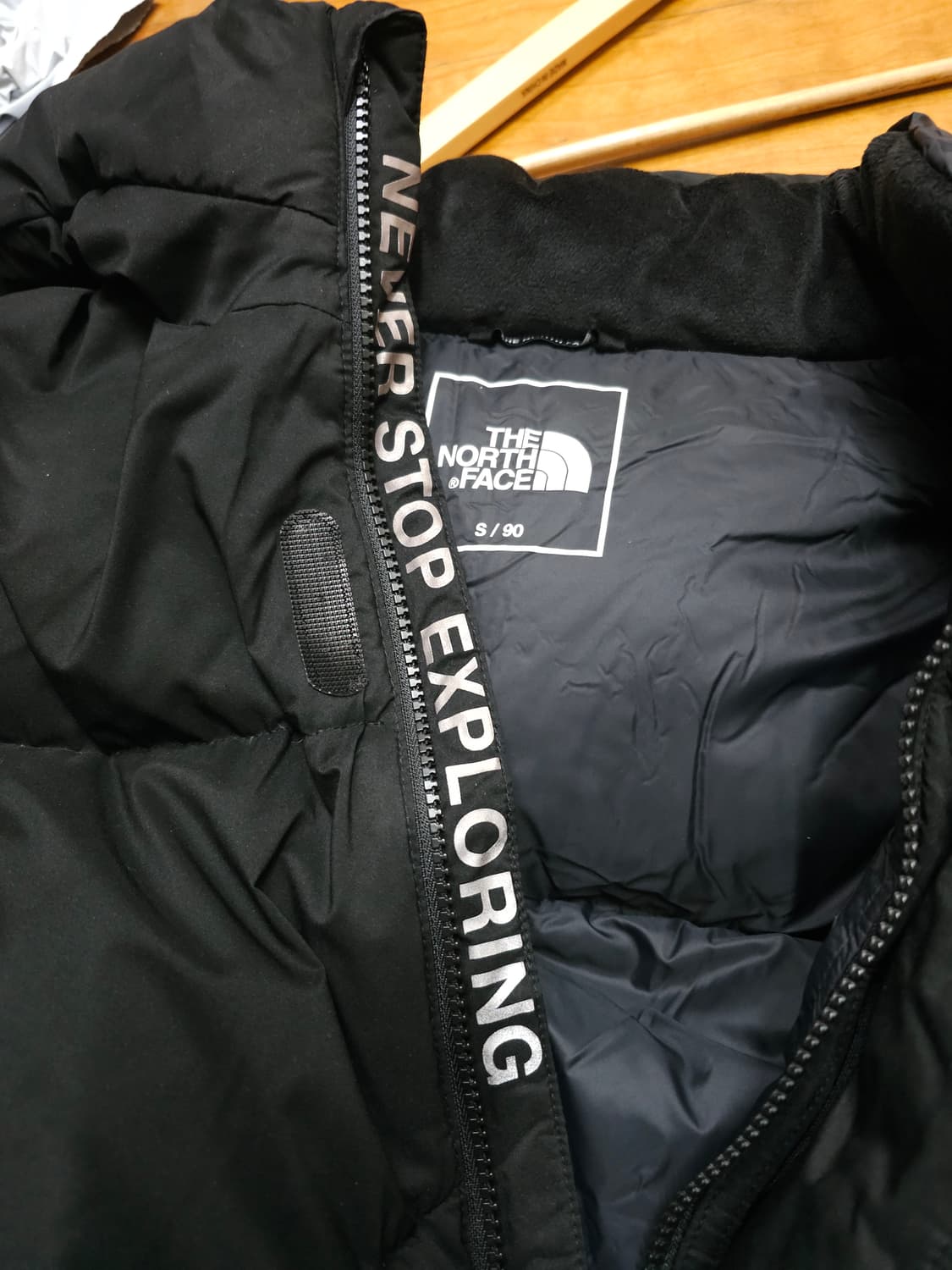 노스페이스 구스다운 블랙 후드 롱패딩 상품이미지6