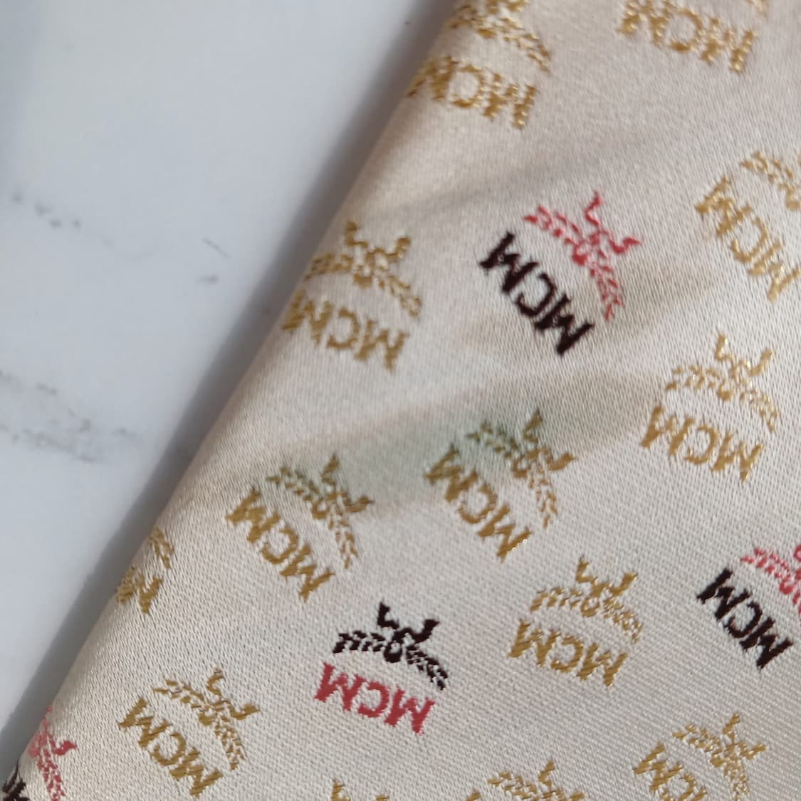 MCM 엠씨엠 실크 옐로우 로고 패턴 넥타이 9cm B등급 E874 상품이미지7