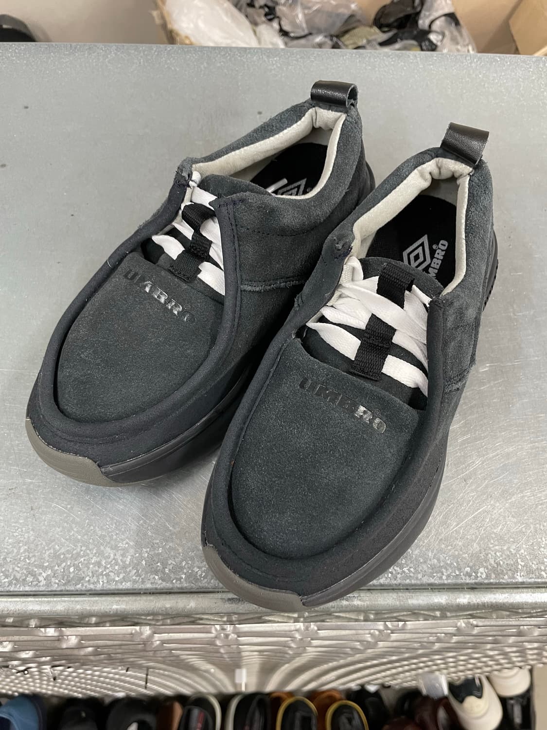 엄브로 피티 v2 230 상품이미지2