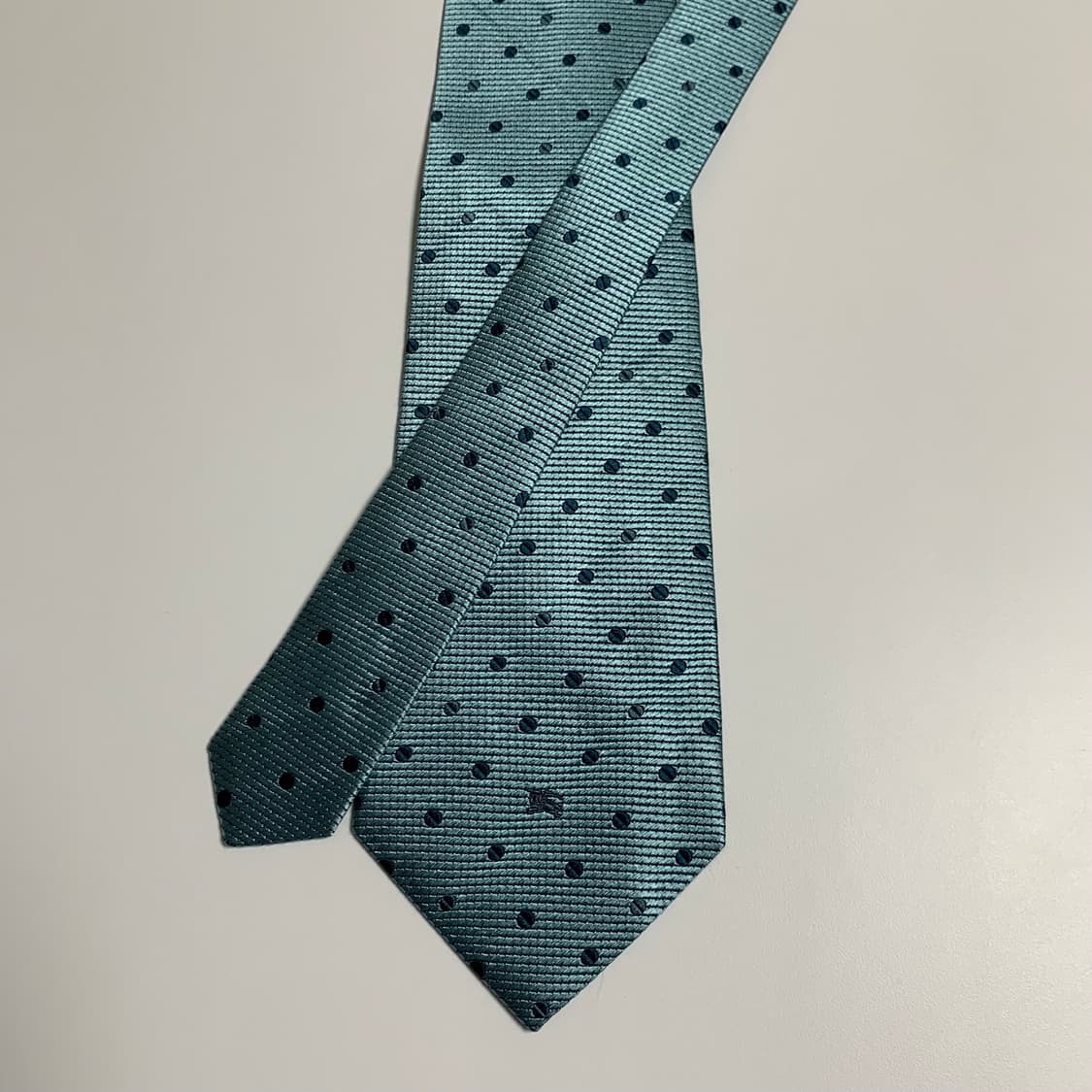 버버리(BURBERRY) 도트넥타이 명품 100실크 A+등급 9.4cm 상품이미지3