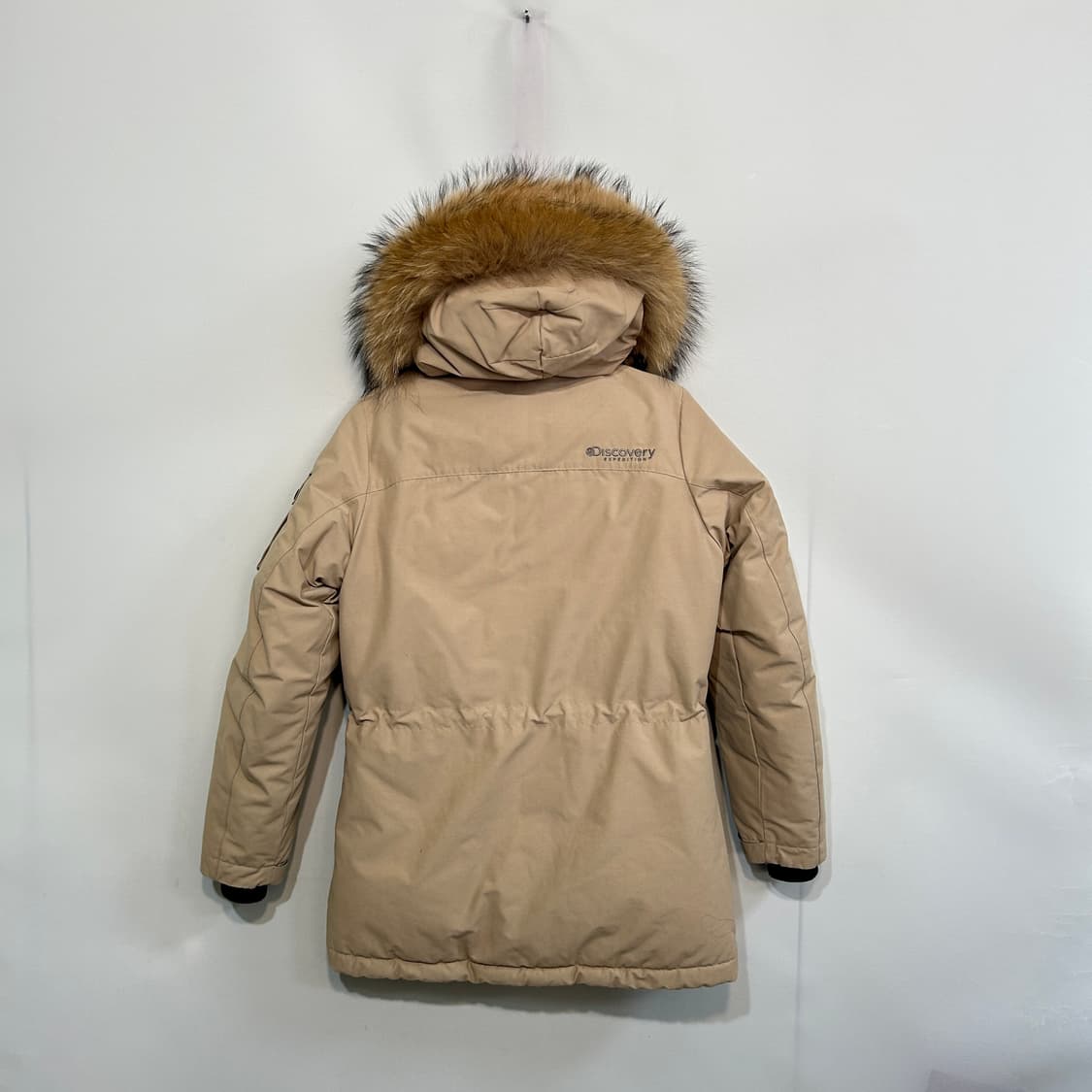 디스커버리 여성 밀포드 구스다운 패딩 95 베이지 상품이미지2