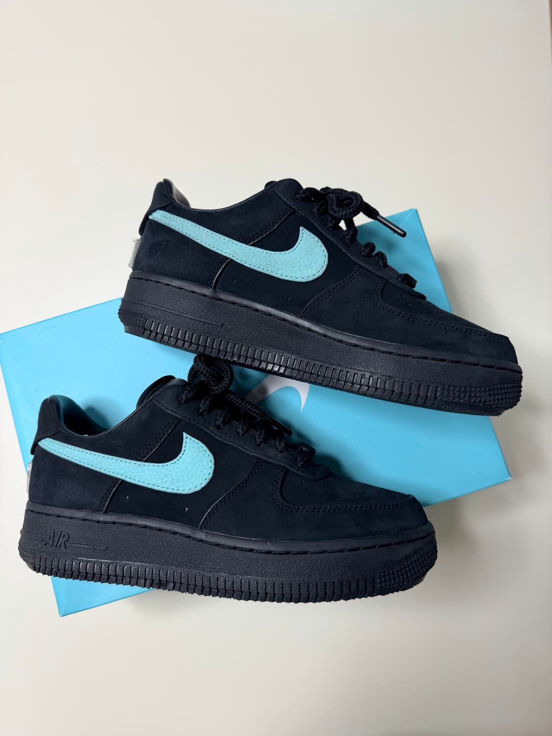 [240 US5.5] 나이키 x 티파니 에어포스1 상품이미지1