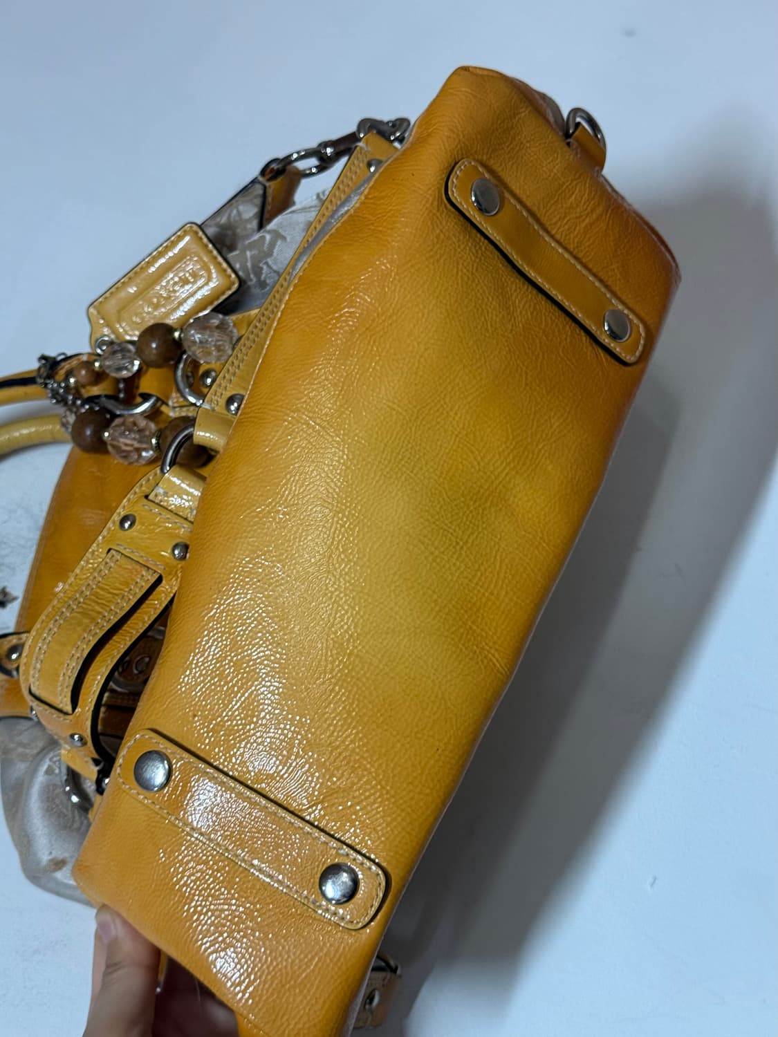 💛코치 y2k 옐로 마차 자카드 투웨이 숄더백 상품이미지5