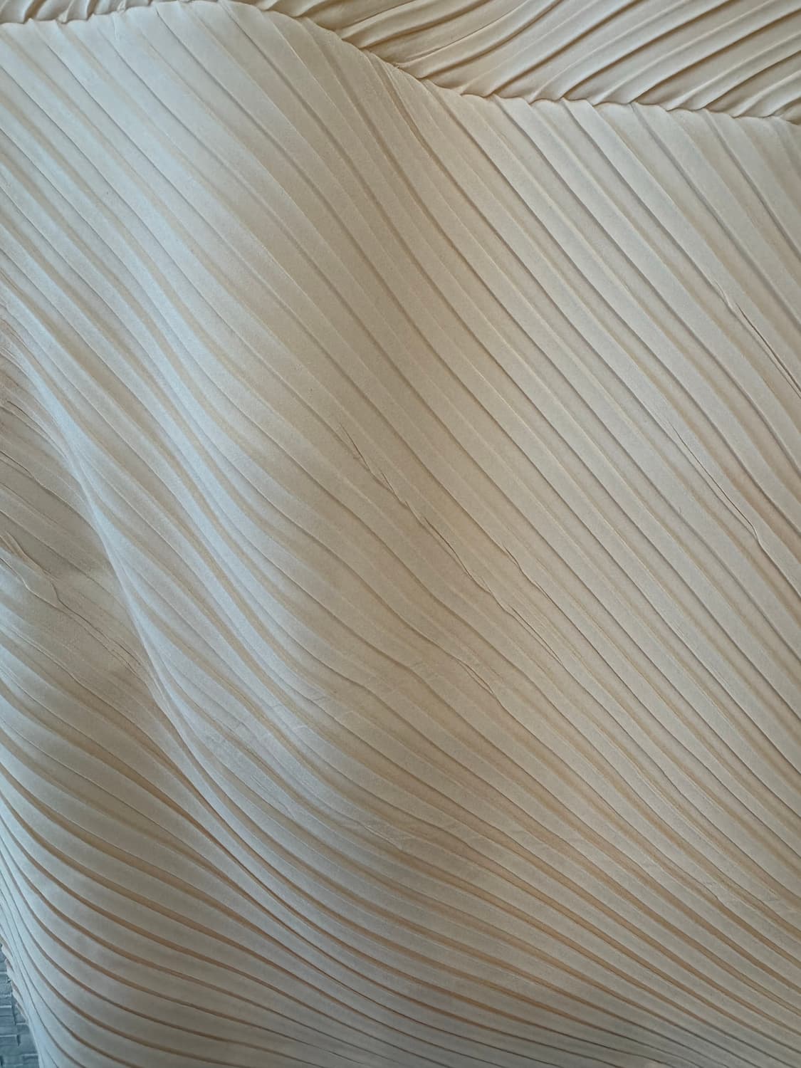 이세이미야케 플라스터 탑 라이트베이지 상품이미지5