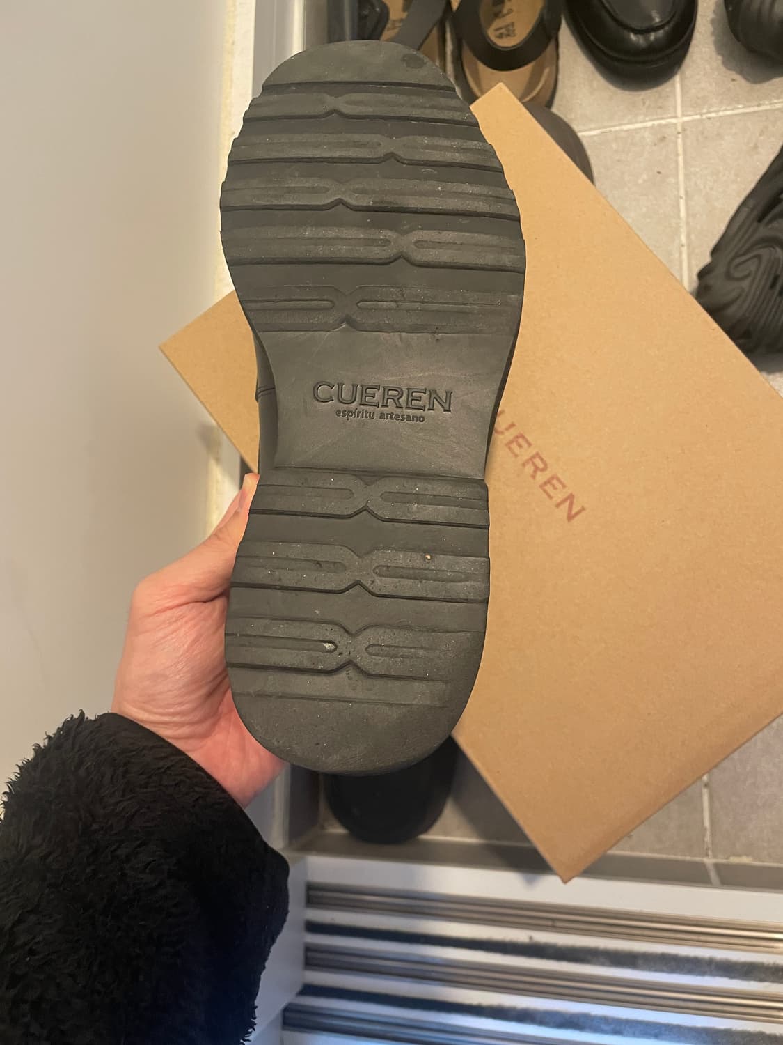 쿠에른 보스턴 11 로퍼 270 사이즈 상품이미지5