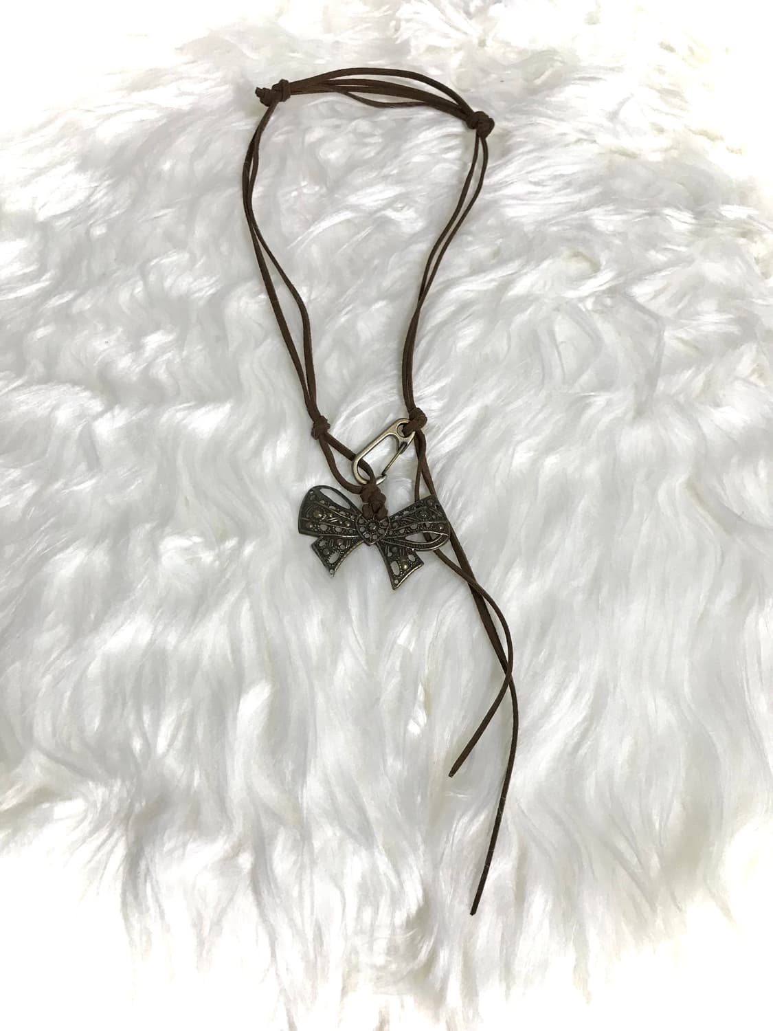 빈티지 엔틱 골드 리본 스웨이드 끈 길이조절 목걸이 상품이미지3