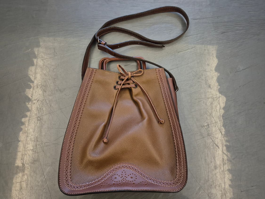 장 폴 고티에 브로그 크로스 토트 백 상품이미지3