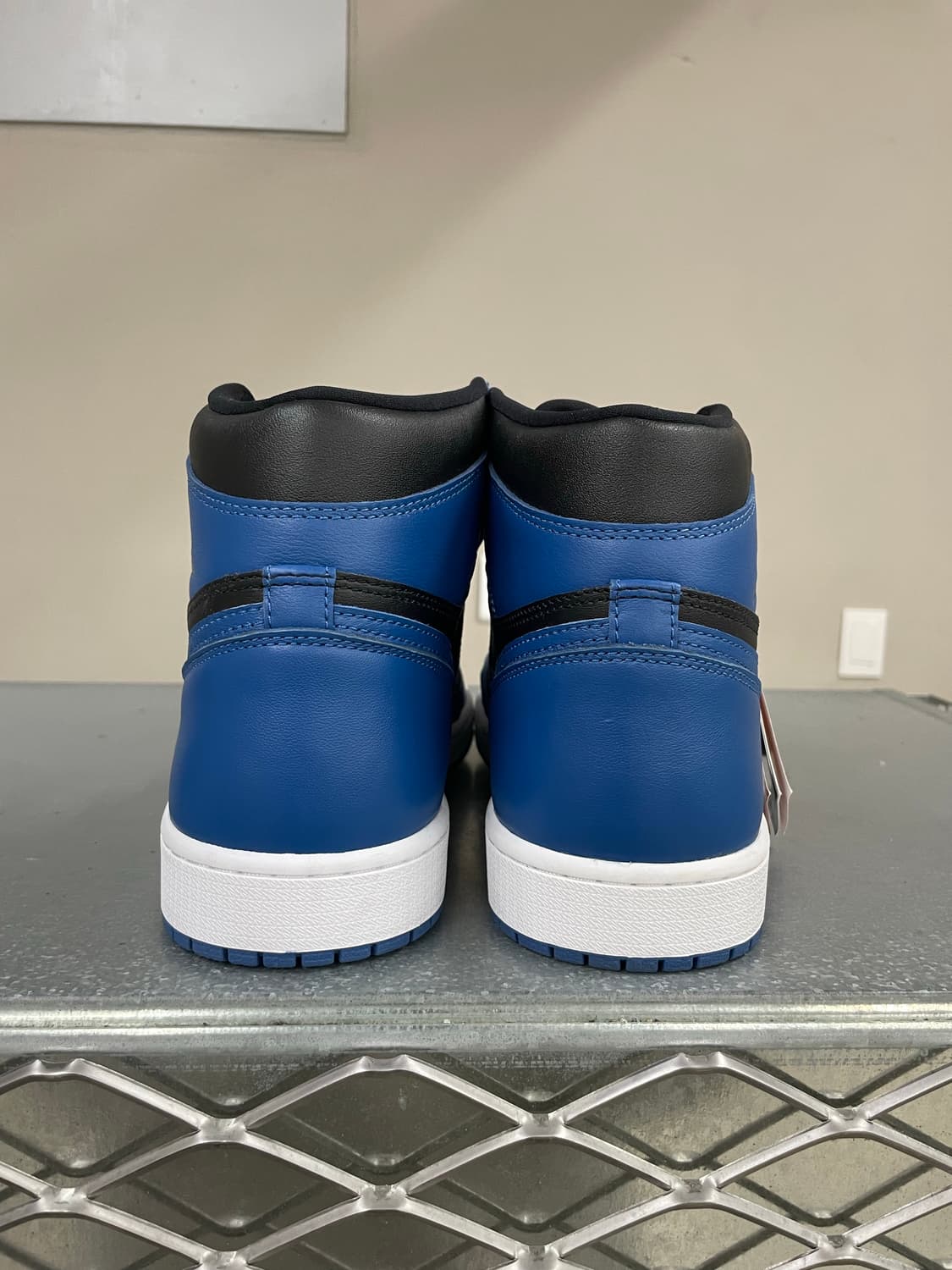 나이키 에어 조던 1 300 상품이미지3