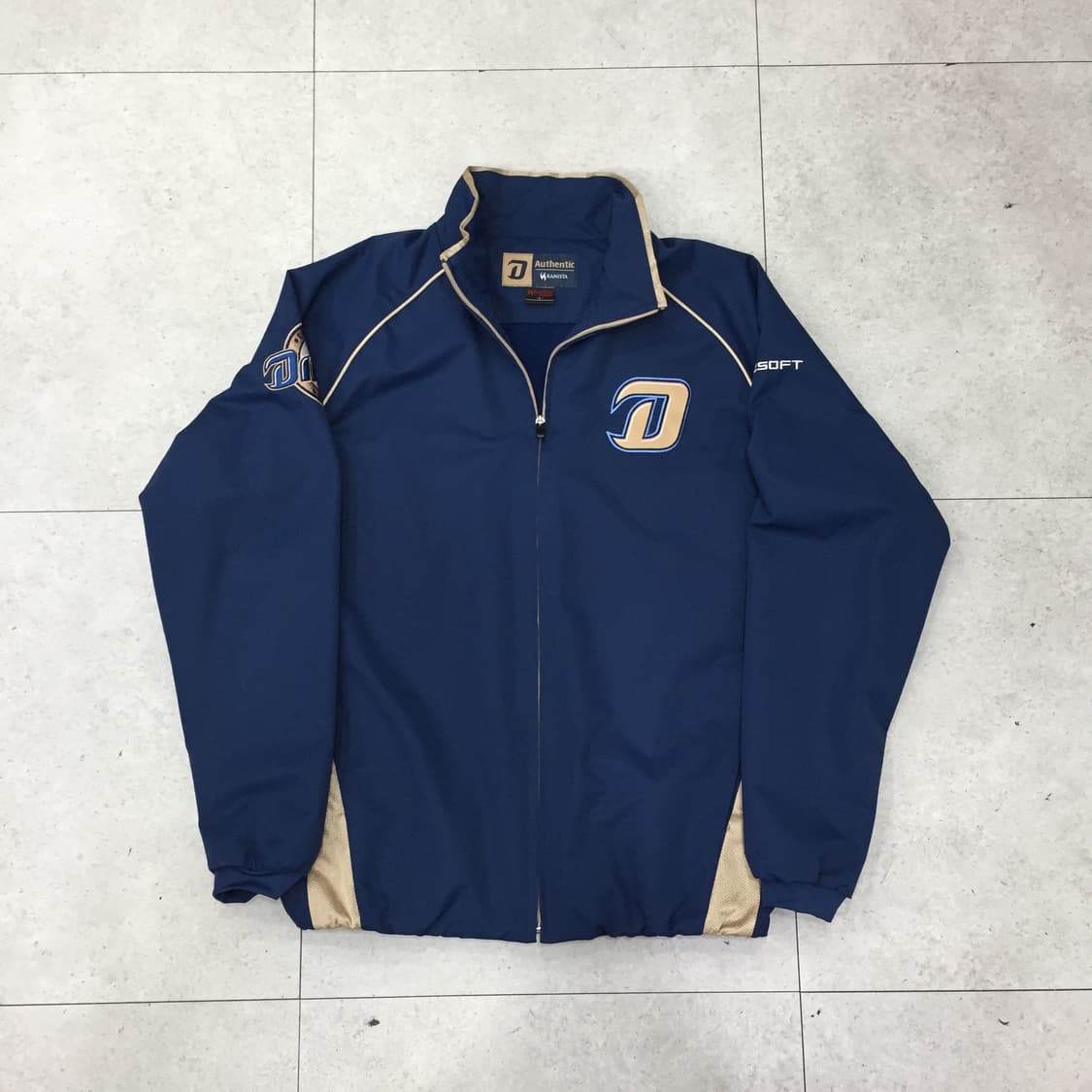 NC다이노스 야구점퍼 상품이미지1