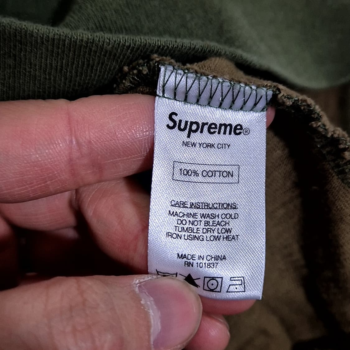 슈프림 스펠 카모 후드티 상품이미지4