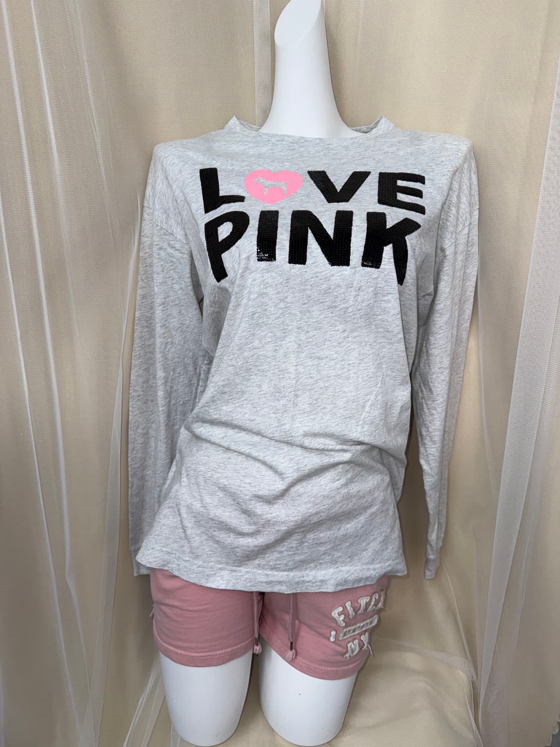 S PINK Victoria's Secret 스팽글 로고 티셔츠 상품이미지1