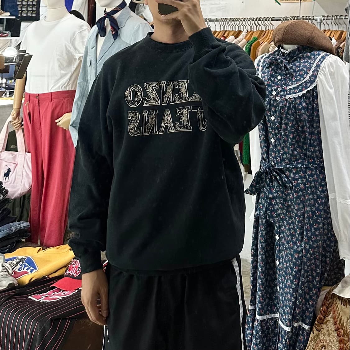 (착용컷) KENZO 올드스쿨 스웻 셔츠 (남성용 100-103) 상품이미지3