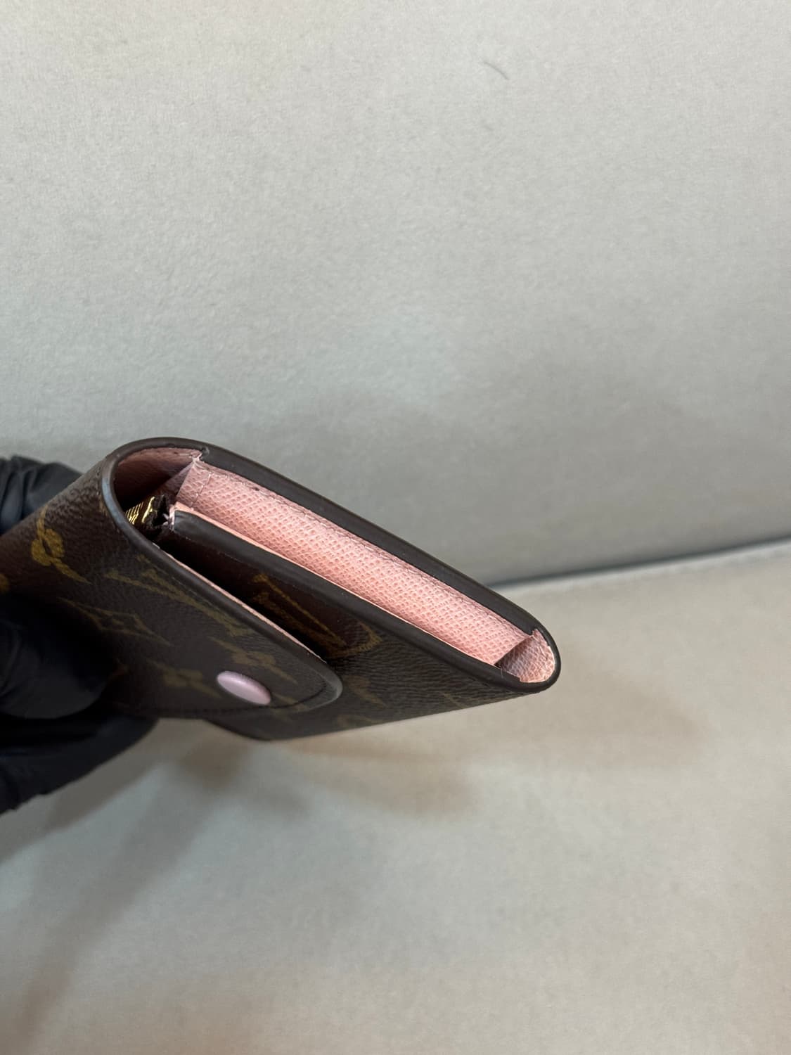 백화점판 루이비통 모노그램 로잘리 코인퍼스 지갑  상품이미지3