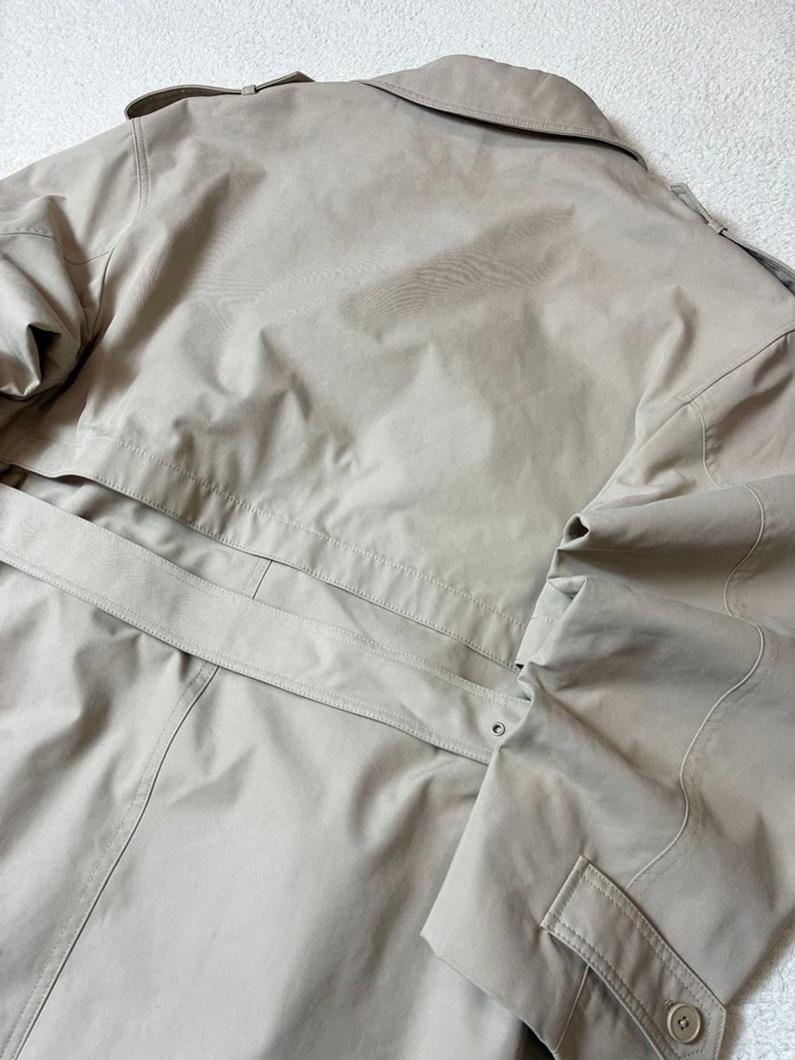 인사일런스 23FW 더블 브레스티드 벨티드 트렌치 코트 PN7527 상품이미지6