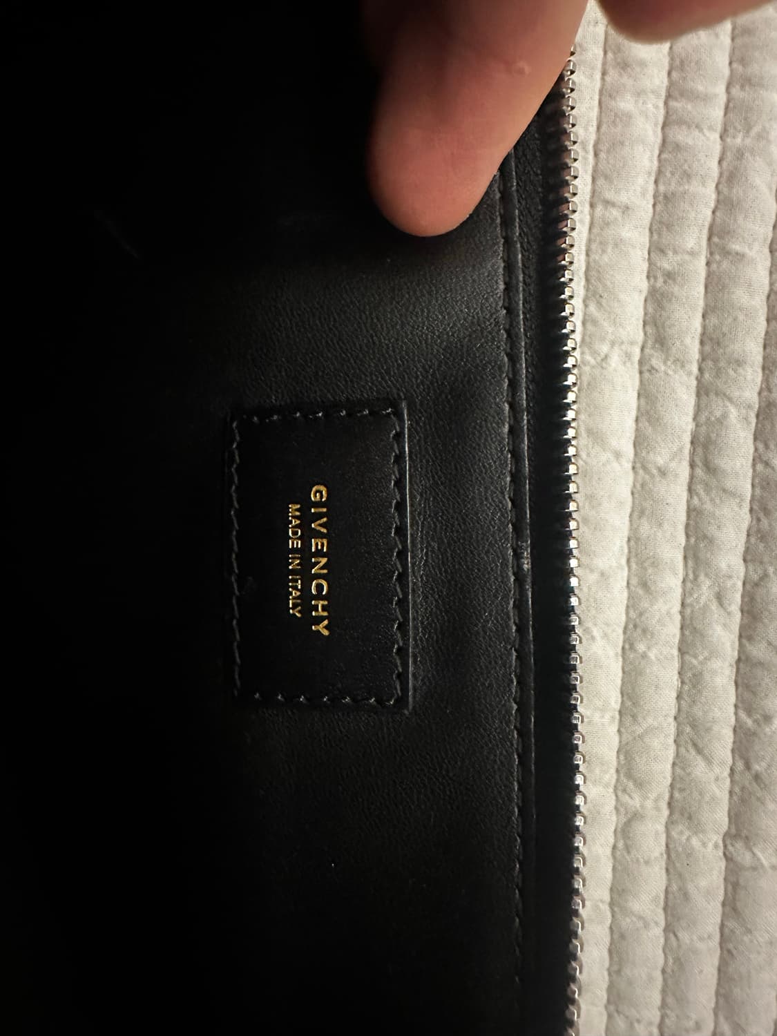 지방시 해골 클러치 상품이미지3