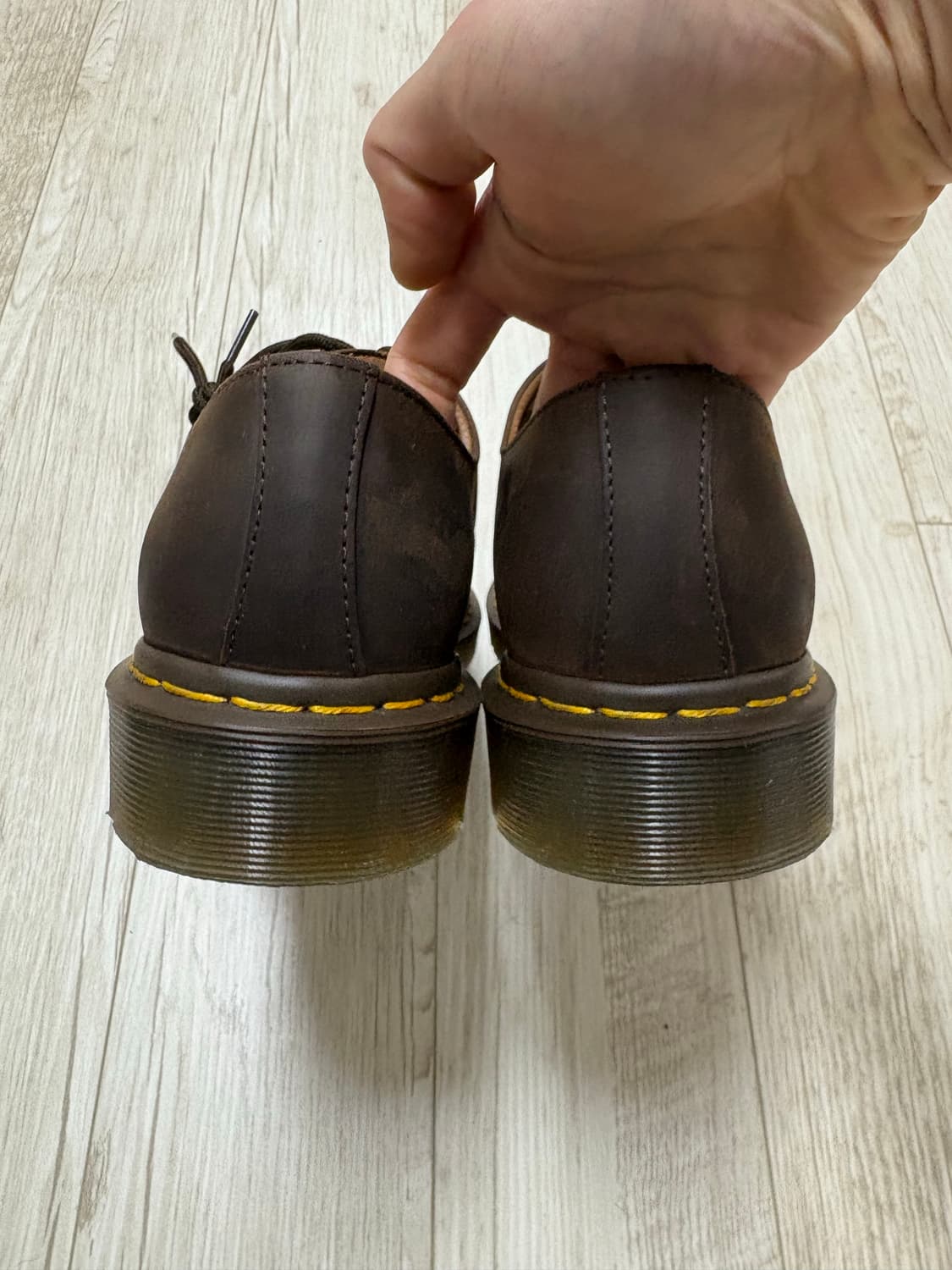 닥터마틴 1461 3홀 크레이지홀스 280 상품이미지5