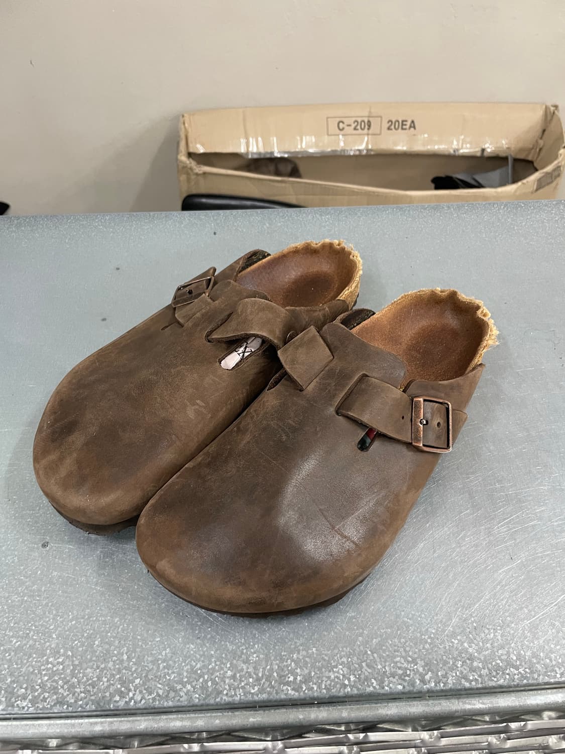 버켄스탁 보스턴 오일드 레더 클로그 265 상품이미지2