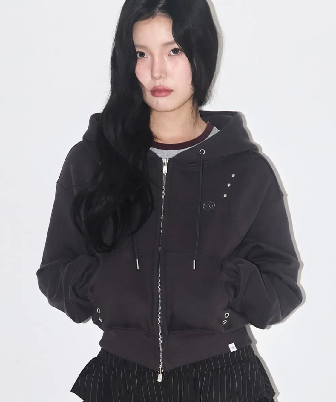 일리고 스터드 후드집업 차콜 상품이미지1