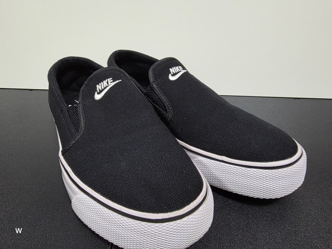 나이키 우먼스 토키 슬립온 스니커즈 [250mm] 상품이미지1