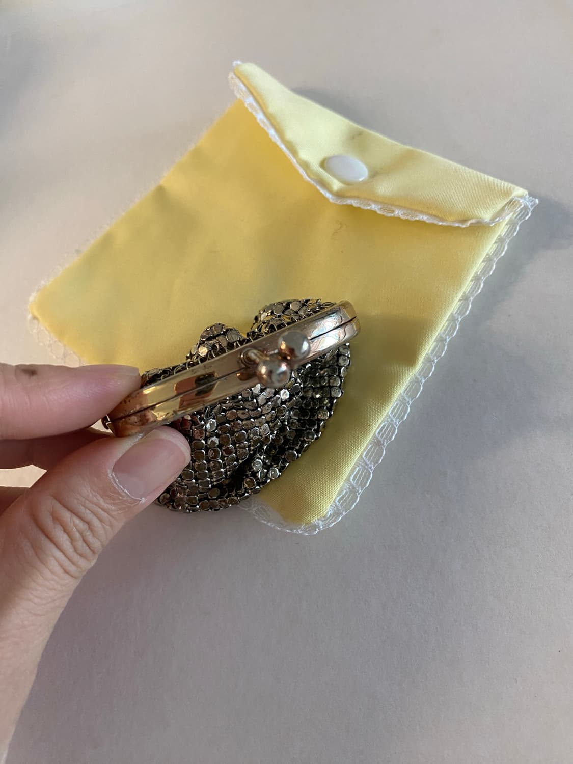 일본 빈티지 메탈 동전 악세사리 지갑 + 파우치 상품이미지6