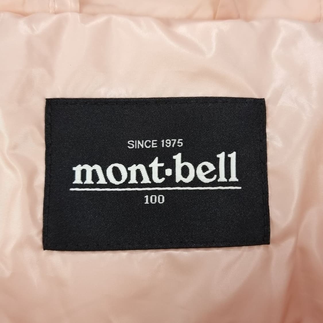 몽벨 로고 프린팅 유광 후드 숏 패딩 아이보리 M16660 상품이미지7