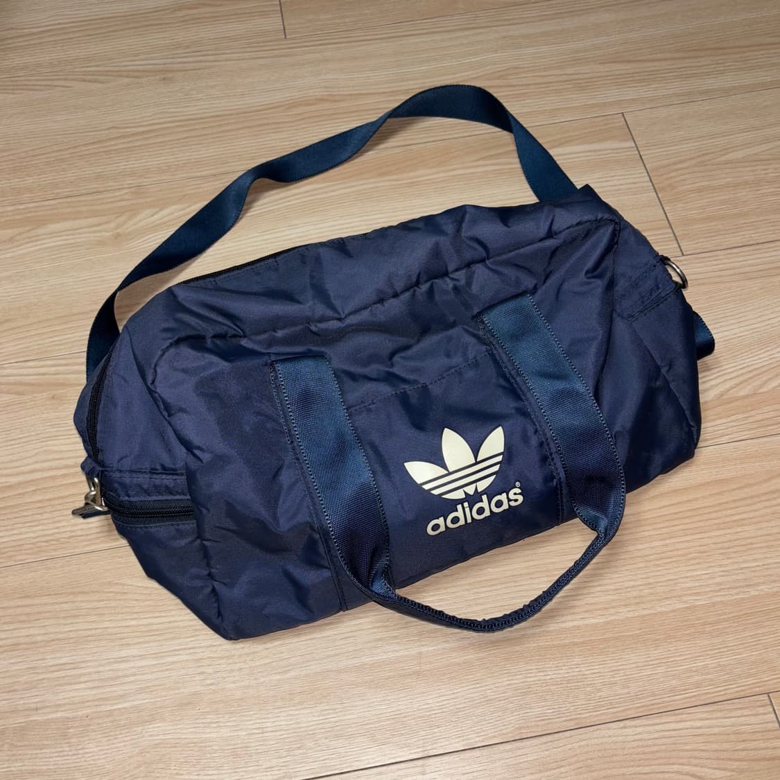 아디다스 일본 여고생깔 더플백 상품이미지1