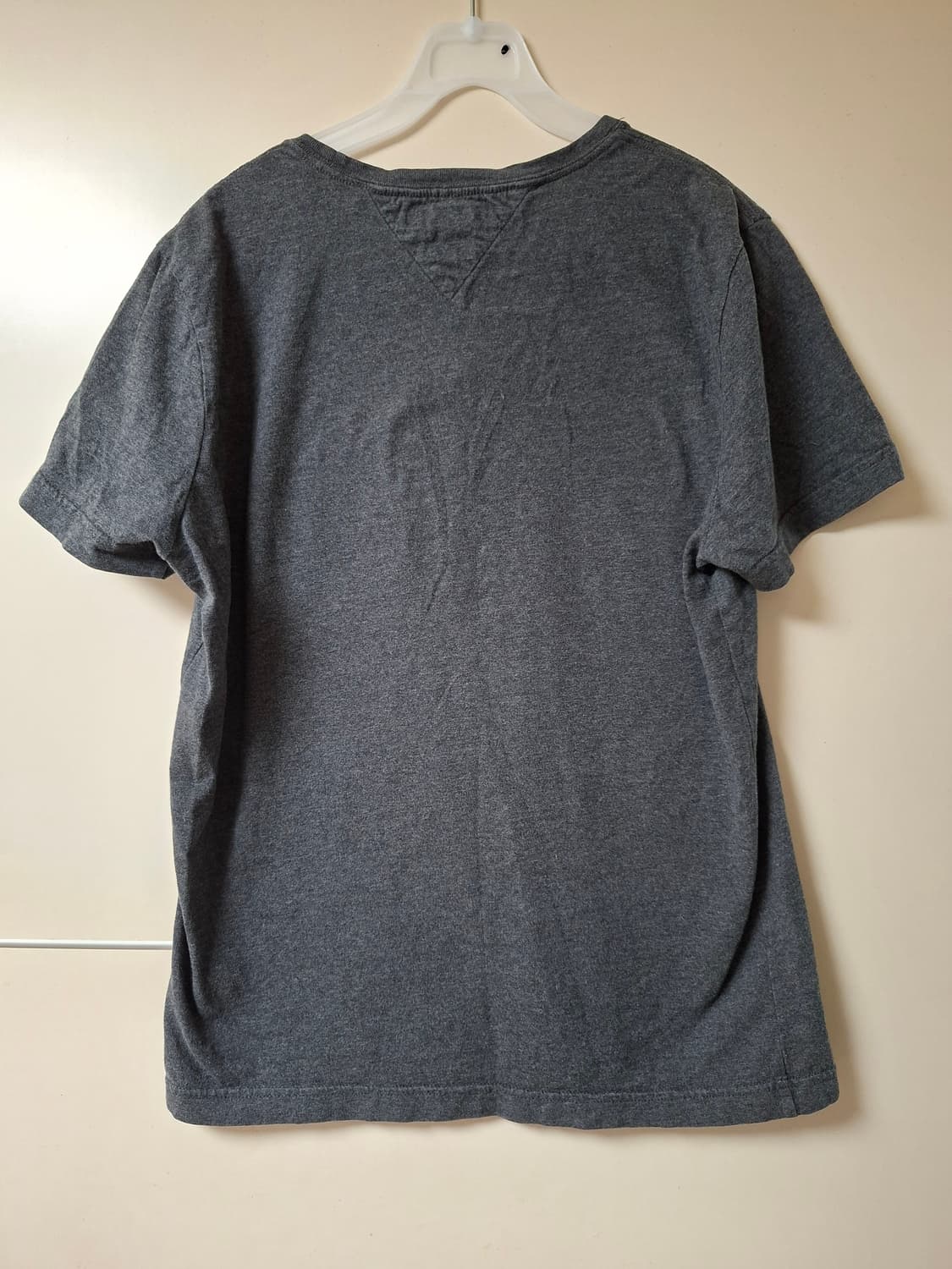 [여성] 타미힐피거 정품 슬림핏 반팔티 그레이 L 상품이미지2