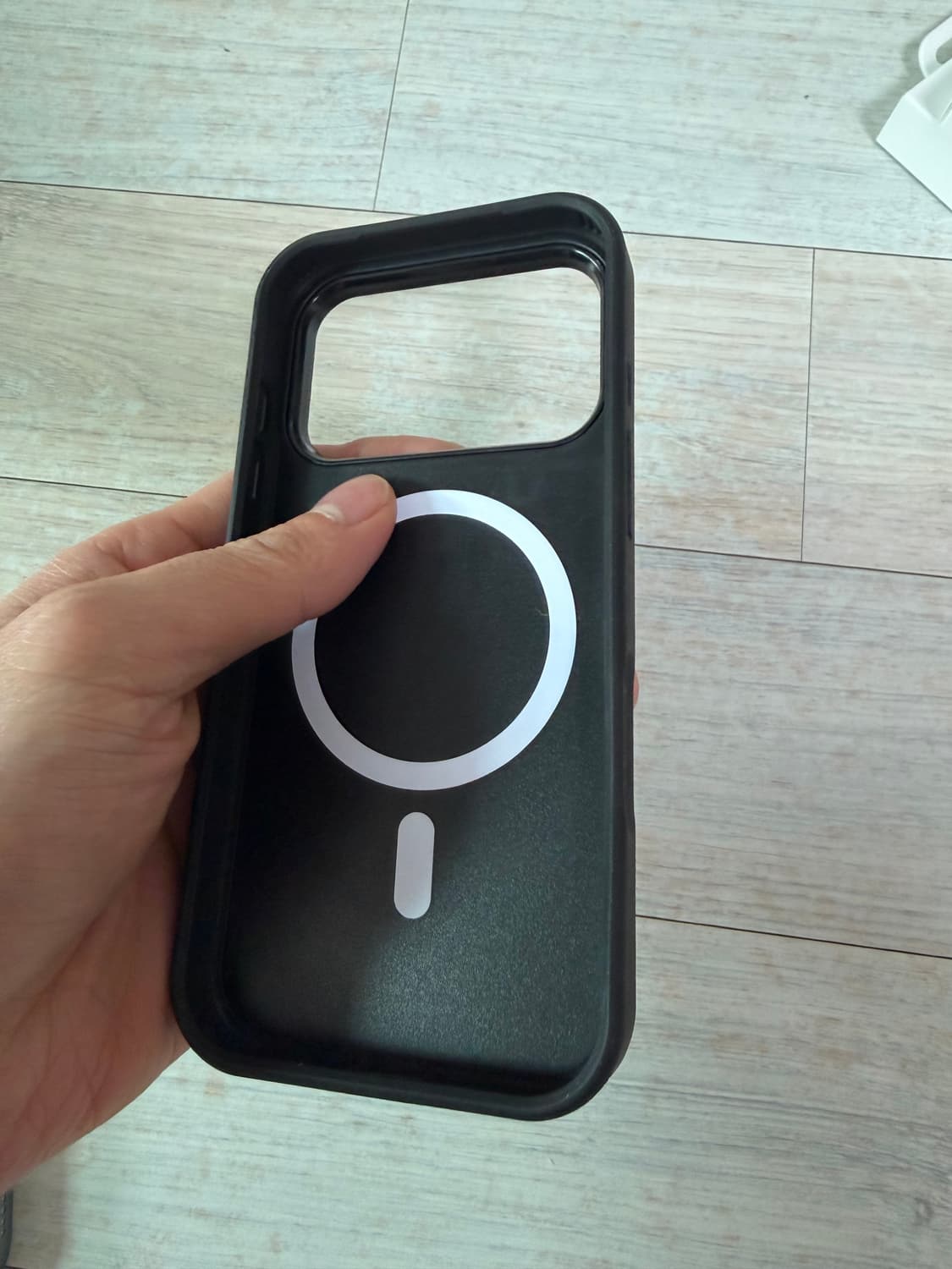 아이폰17프로 무라카미 케이스티파이 케이스 판매 상품이미지3