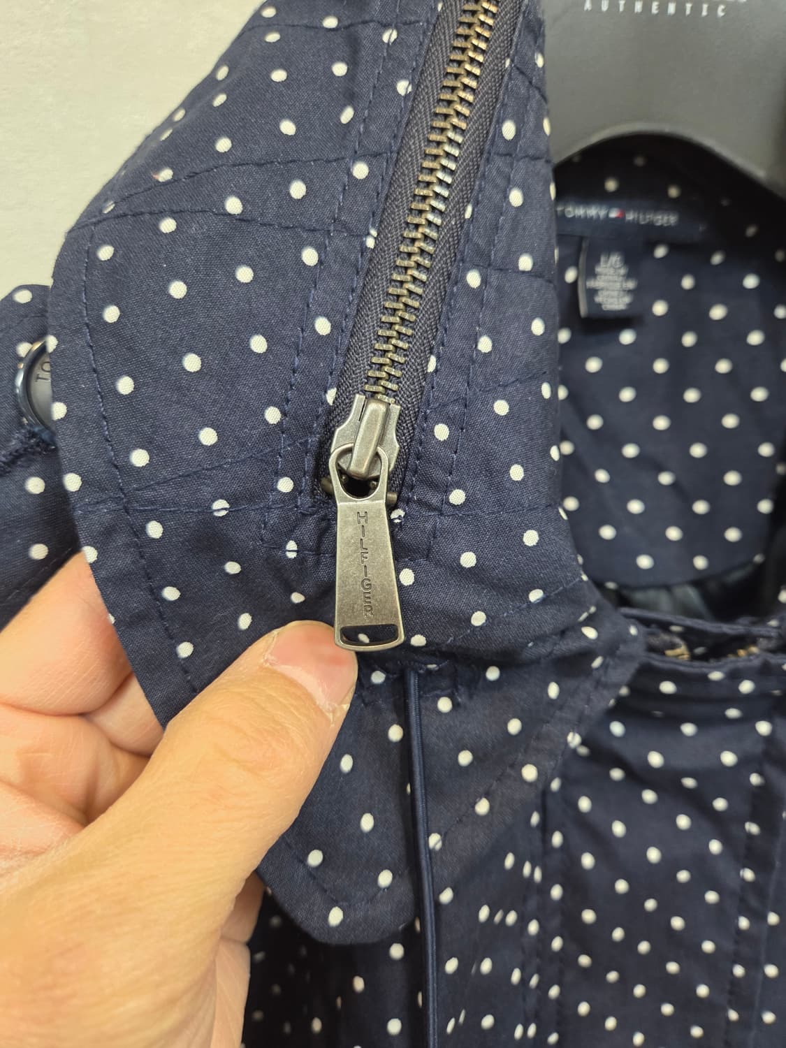 타미힐피거 여성 도트 트렌치 후드코트 Lg 상품이미지5