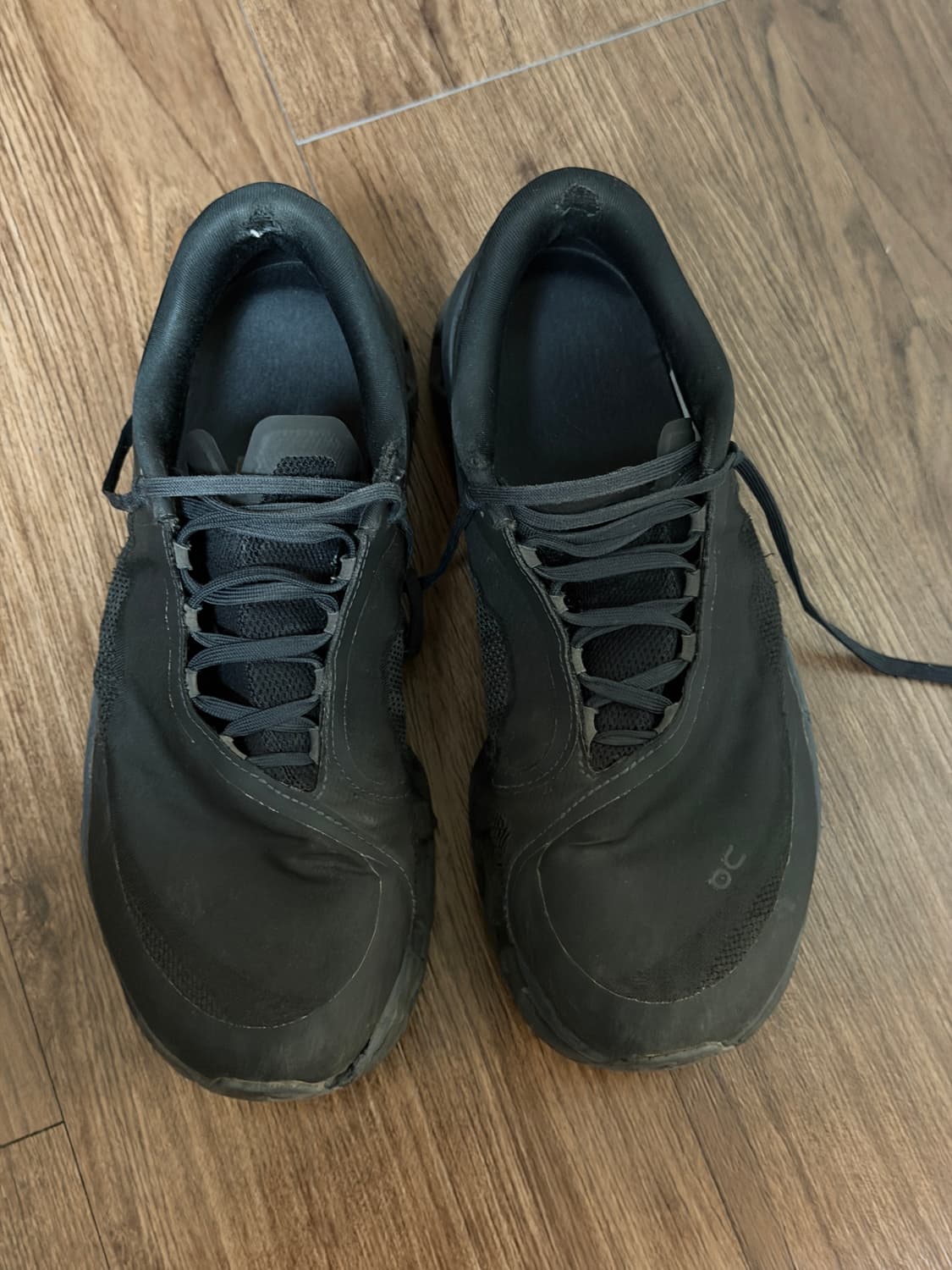 온러닝 파프 클라우드 블랙 (260 사용감있음) 상품이미지1