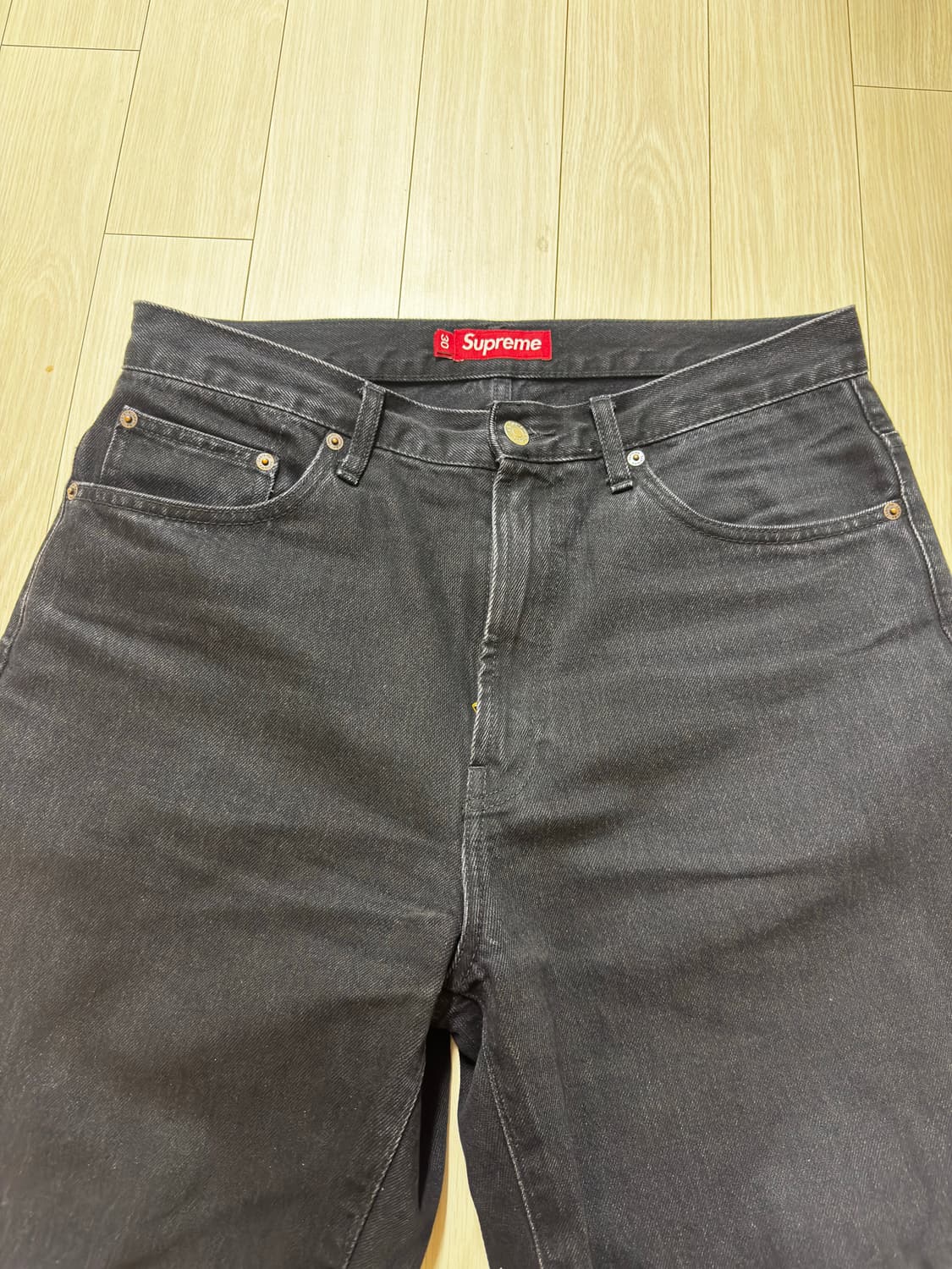 슈프림 배기진 블랙 25ss 상품이미지5