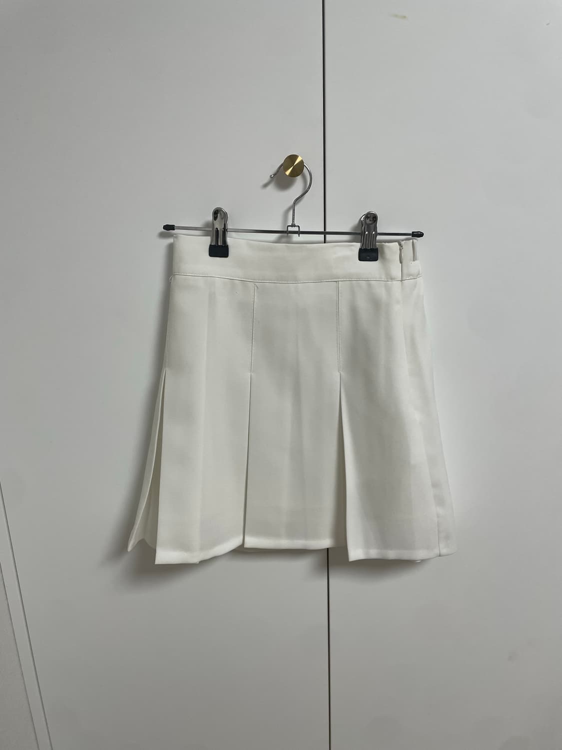 화이트 플리츠 미니스커트 상품이미지1