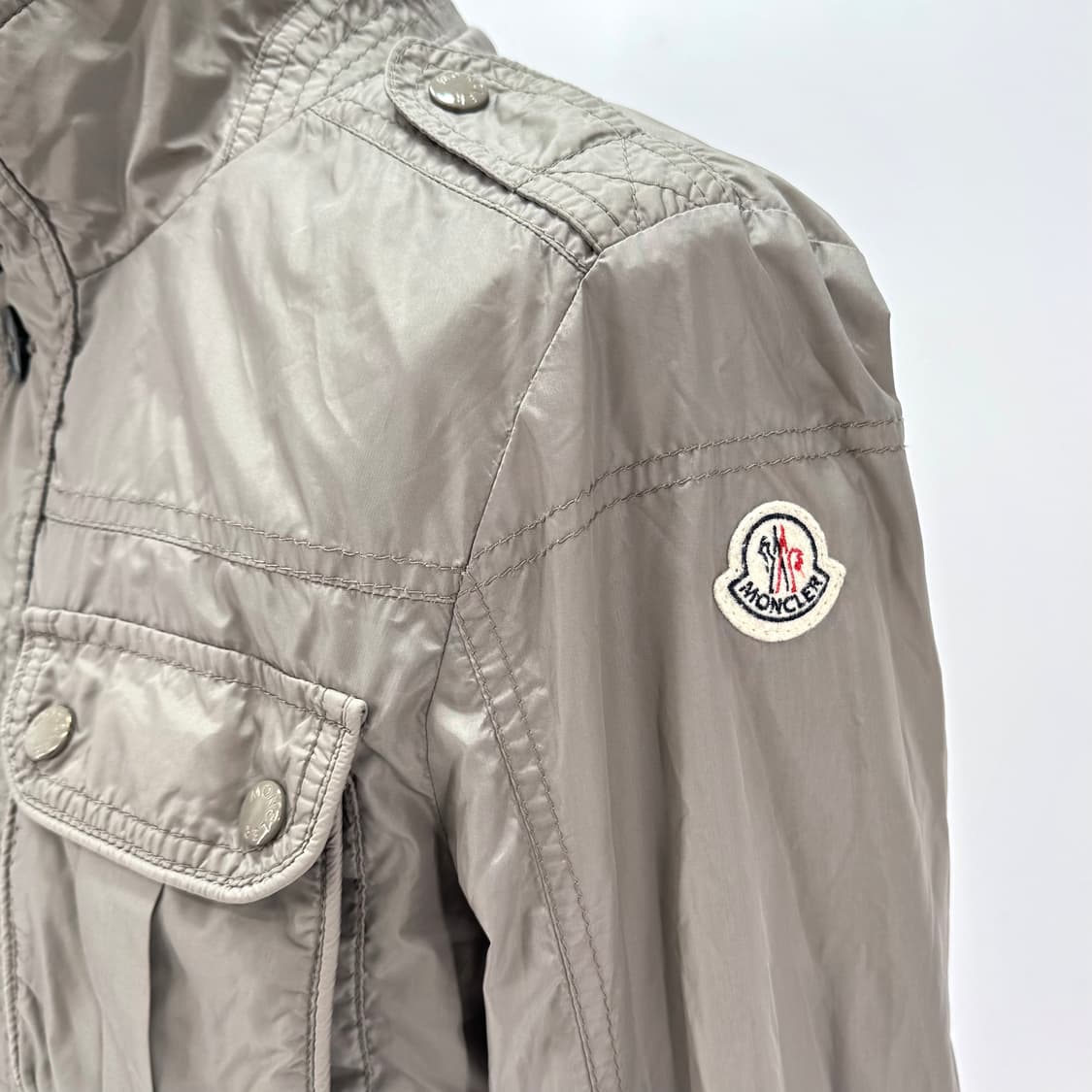 [1사이즈] 몽클레어 견장 바람막이 집업 자켓 상품이미지5